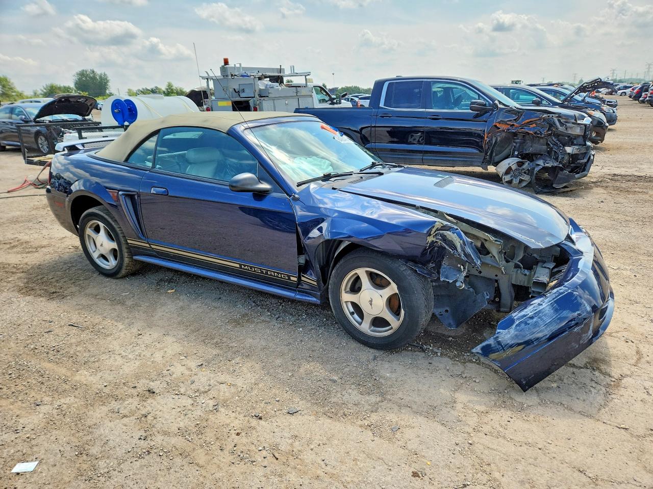 2001 Ford Mustang Blue vin: 1FAFP44461F185279