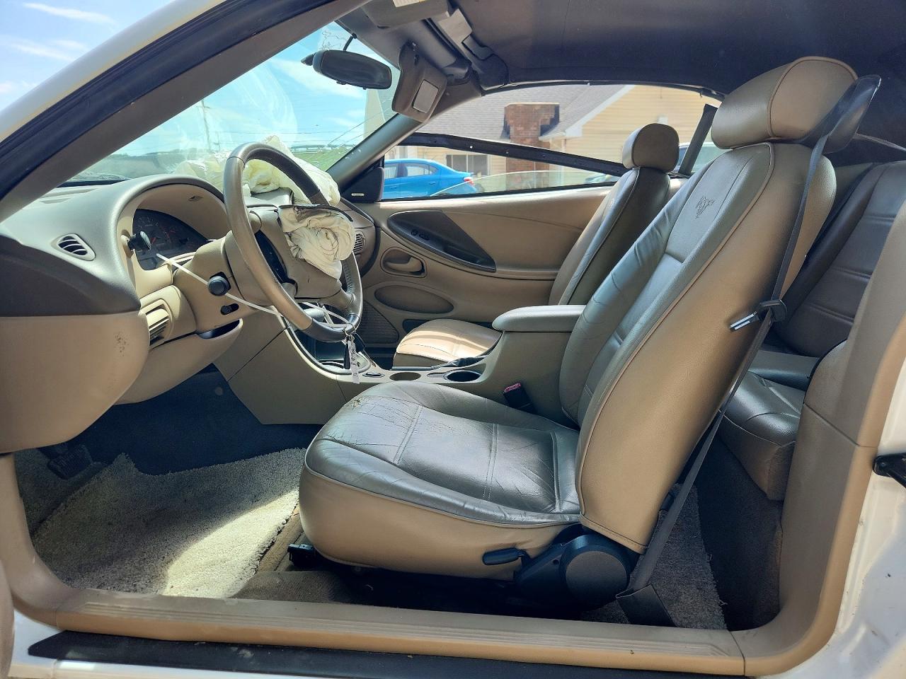 2003 Ford Mustang White vin: 1FAFP44463F439043