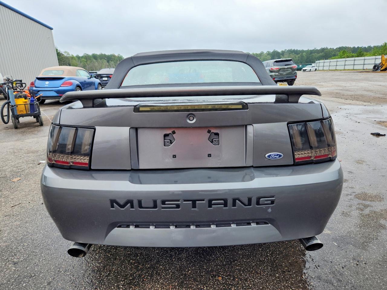 2004 Ford Mustang Gray vin: 1FAFP44464F125118