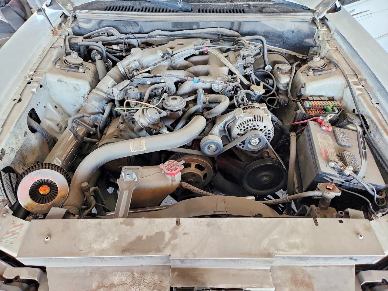 2000 Ford Mustang White vin: 1FAFP4446YF239450