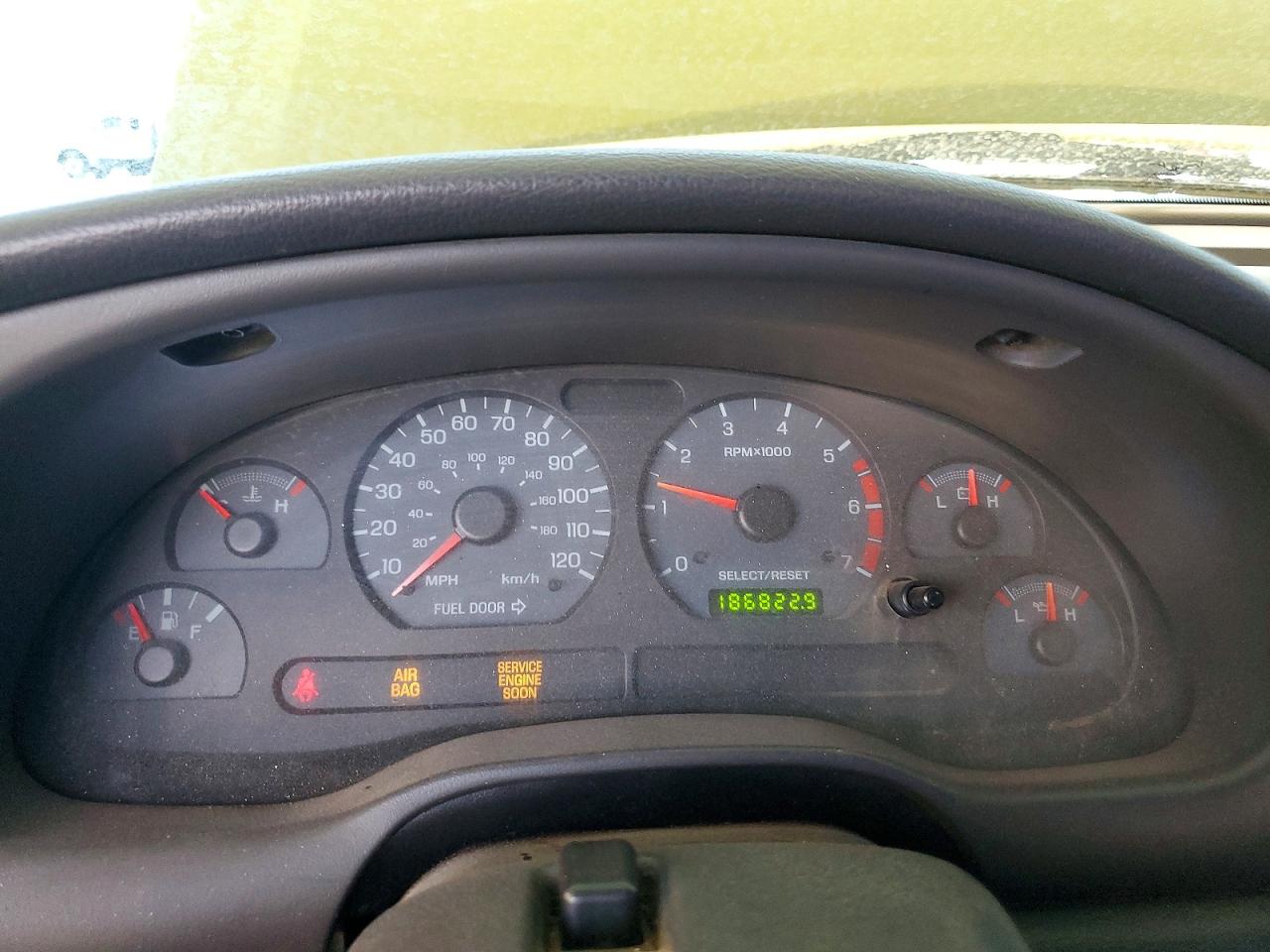 2003 Ford Mustang Yellow vin: 1FAFP44473F395733