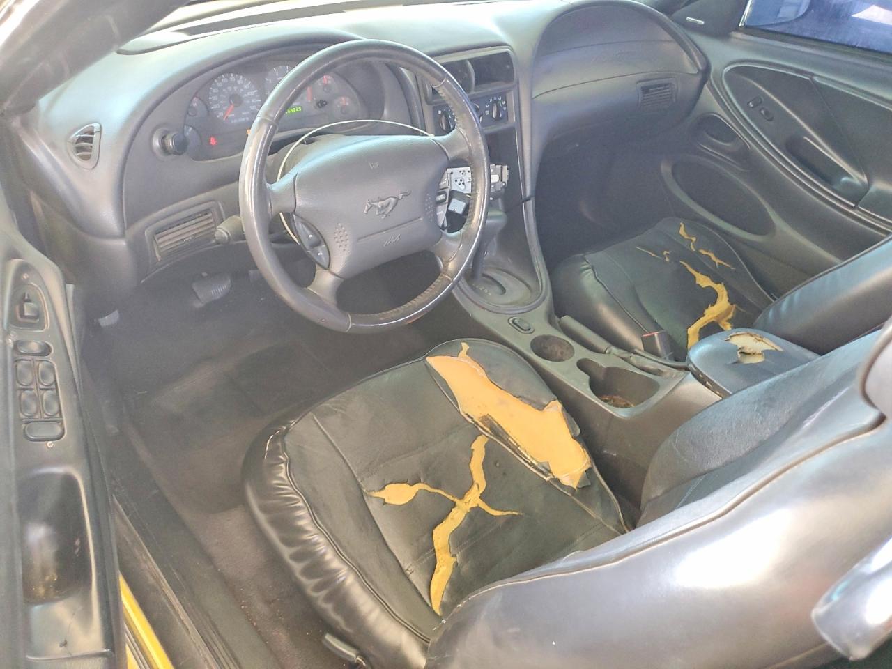2003 Ford Mustang Yellow vin: 1FAFP44473F395733