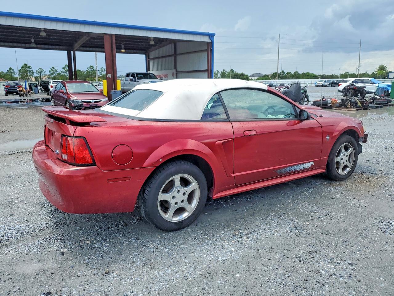 2003 Ford Mustang Red vin: 1FAFP44473F426639