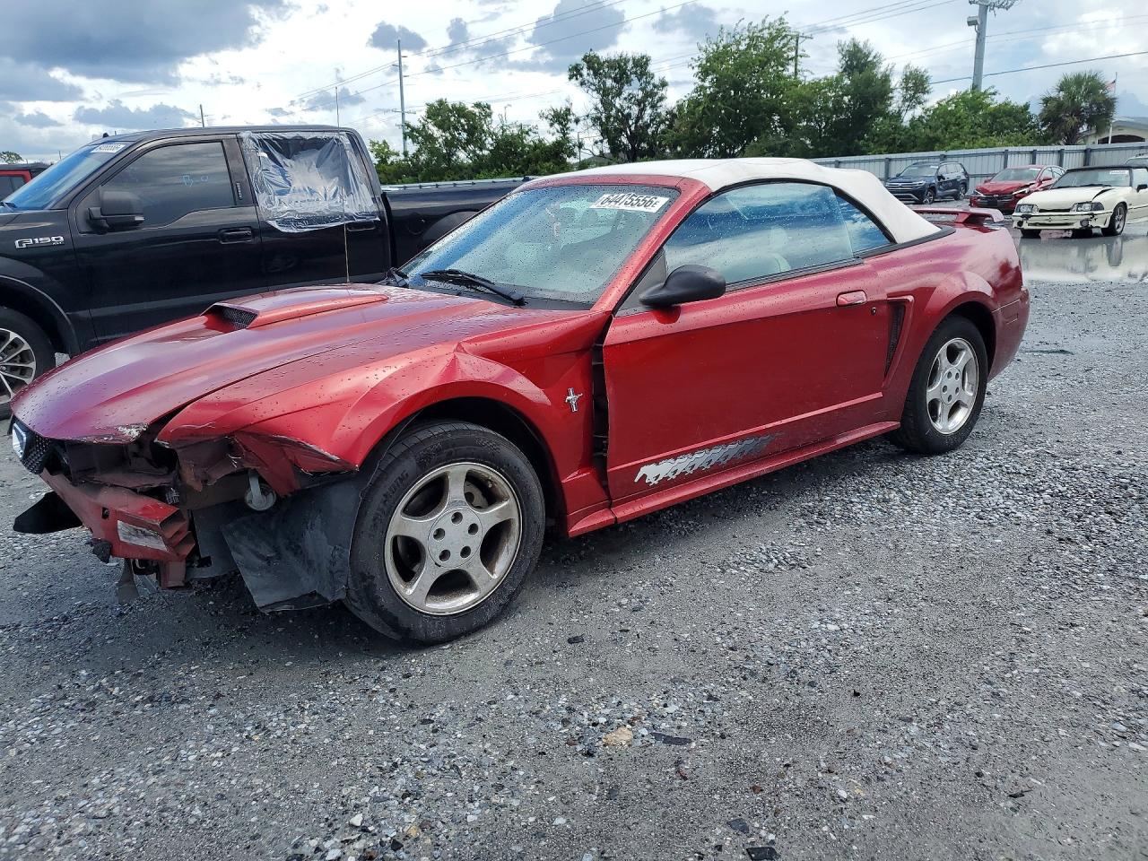 2003 Ford Mustang Red vin: 1FAFP44473F426639
