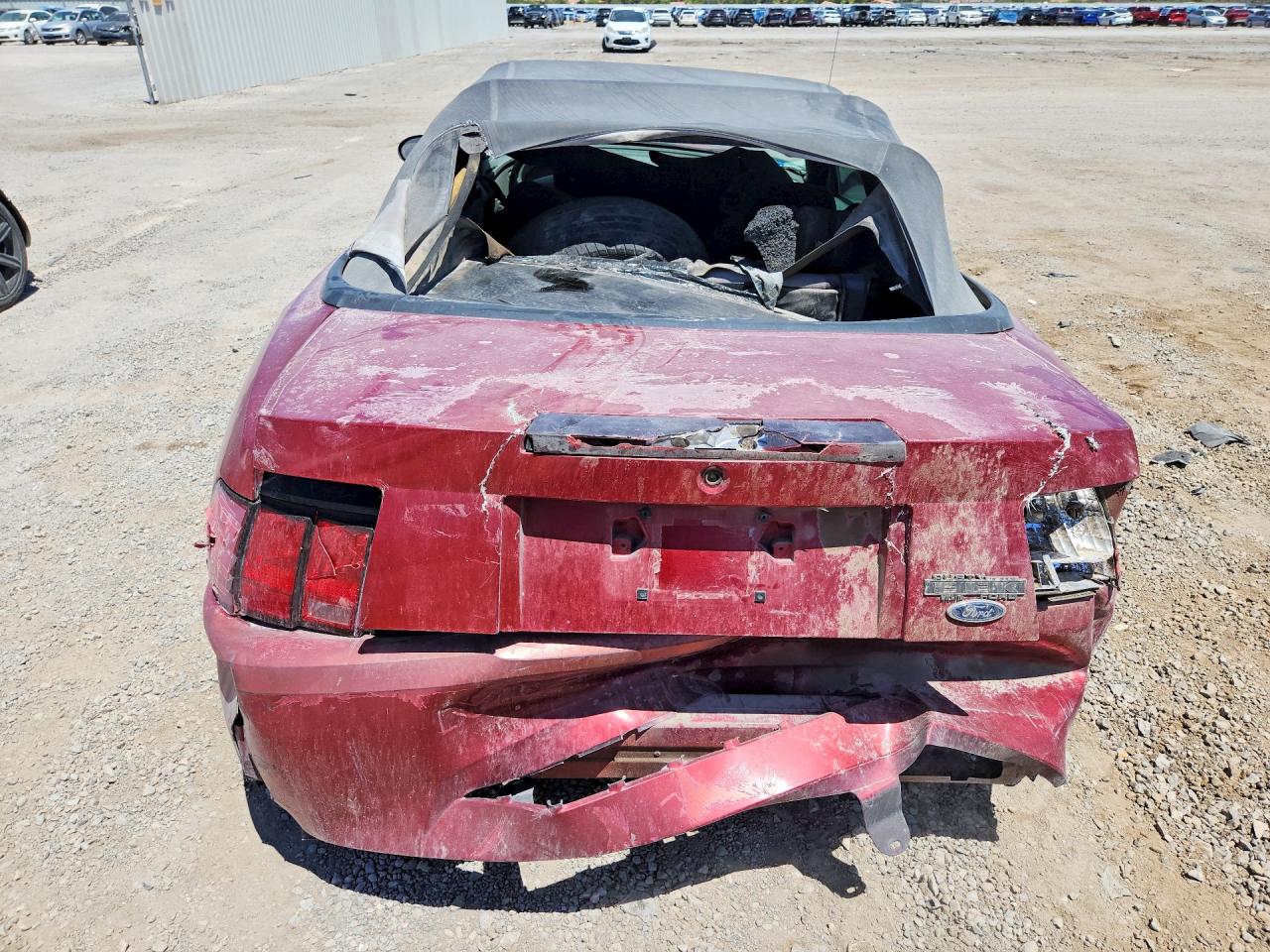 2003 Ford Mustang Red vin: 1FAFP44473F444364