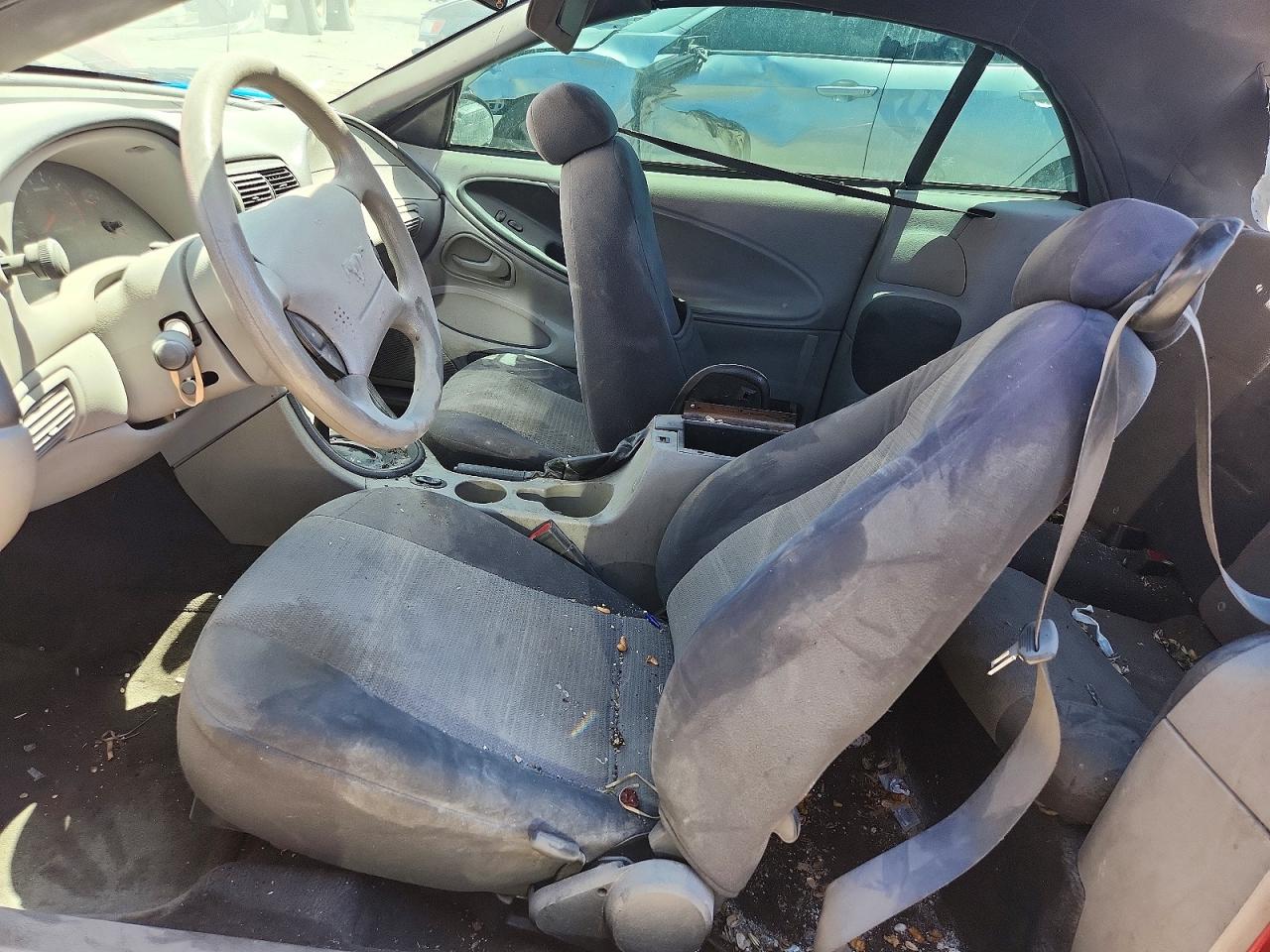 2003 Ford Mustang Red vin: 1FAFP44473F444364