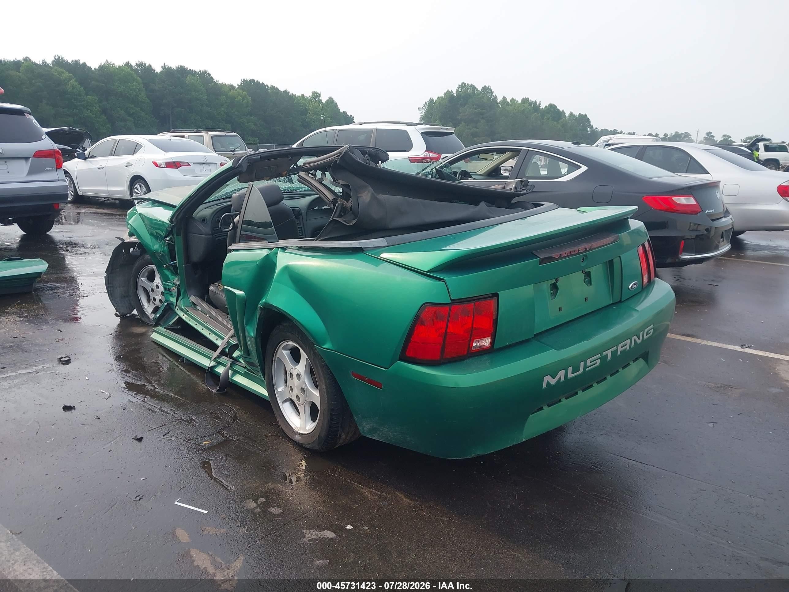 2000 Ford Mustang   Green vin: 1FAFP4447YF168811