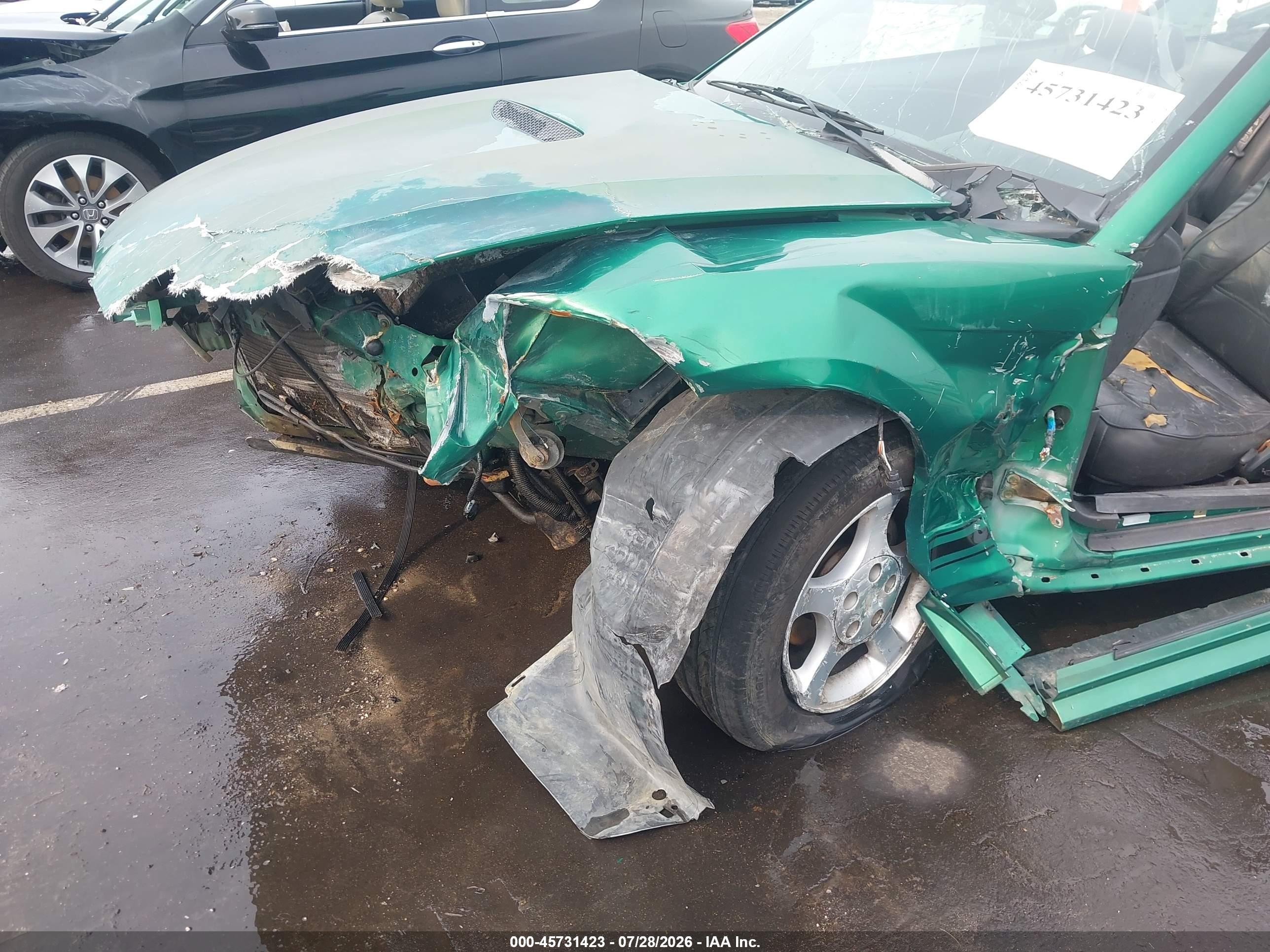 2000 Ford Mustang   Green vin: 1FAFP4447YF168811