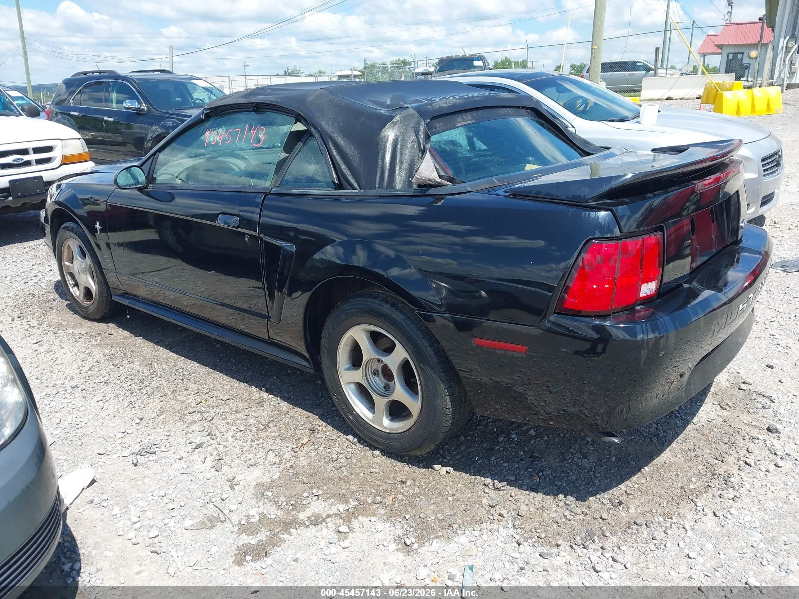 2001 Ford Mustang   Black vin: 1FAFP44481F158360