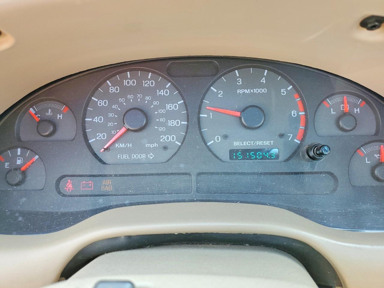 2000 Ford Mustang Red vin: 1FAFP4448YF127491