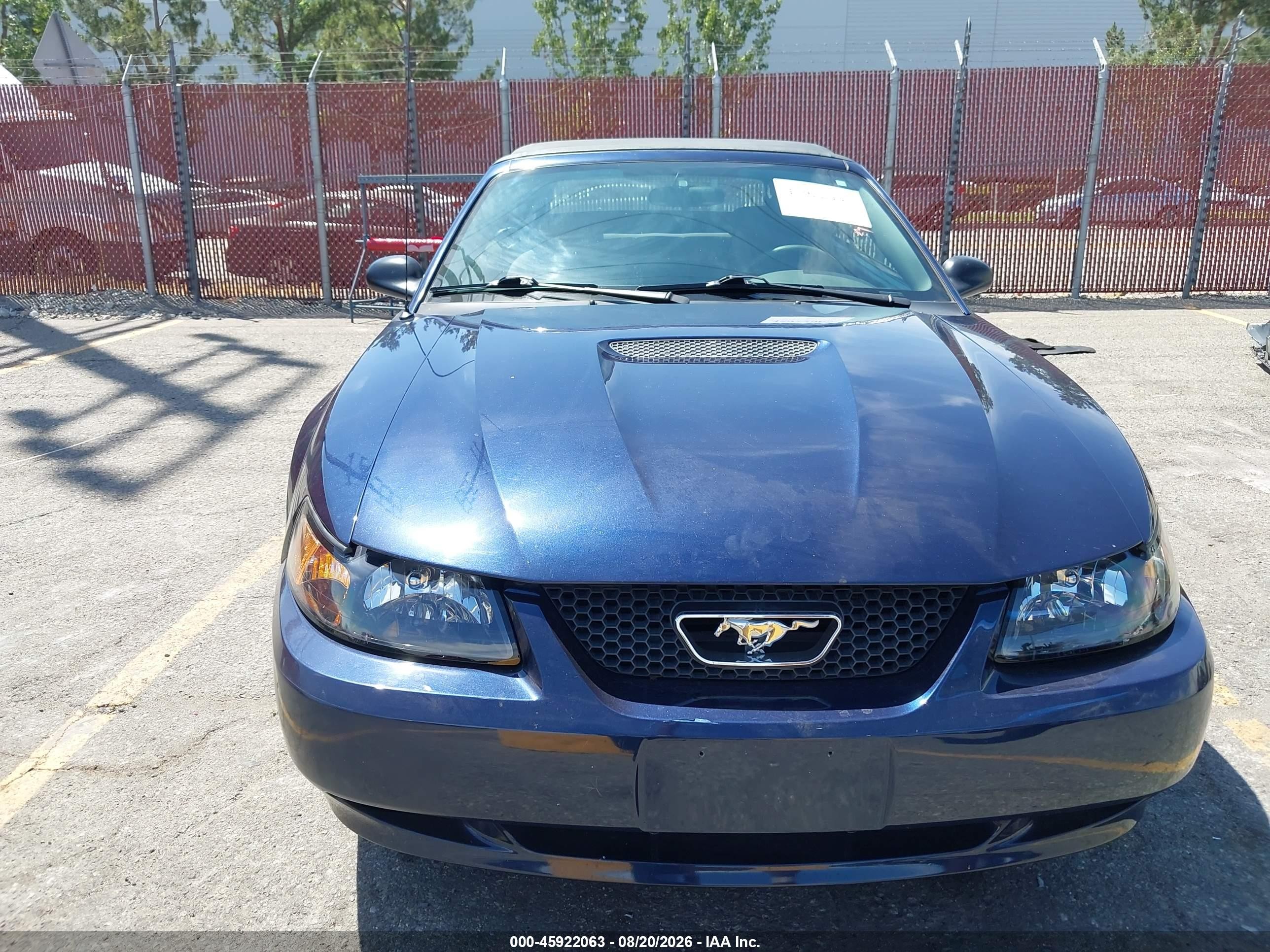 2002 Ford Mustang Deluxe/premium Blue vin: 1FAFP44492F239935