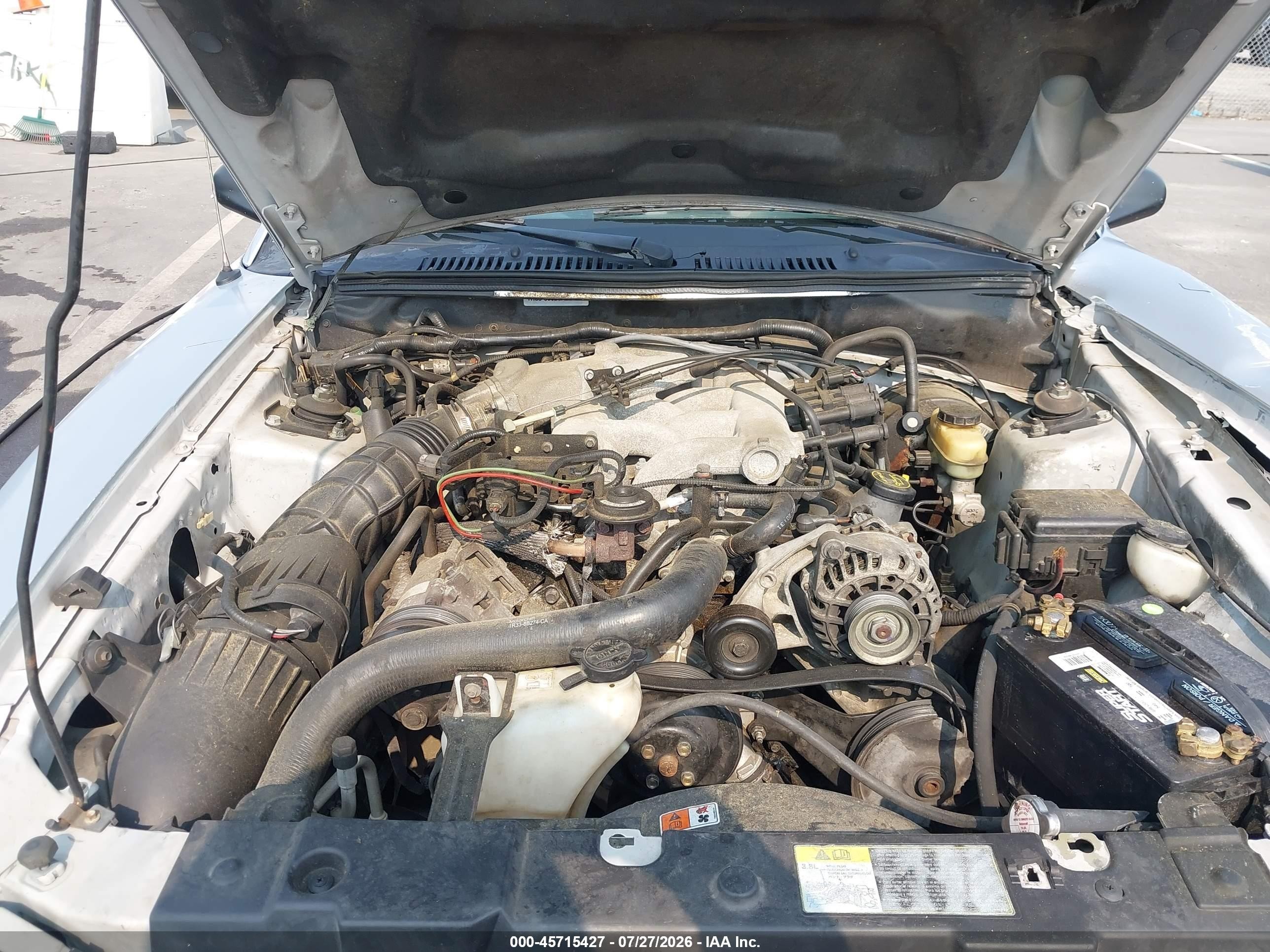 2004 Ford Mustang   Серебряный vin: 1FAFP44494F126697