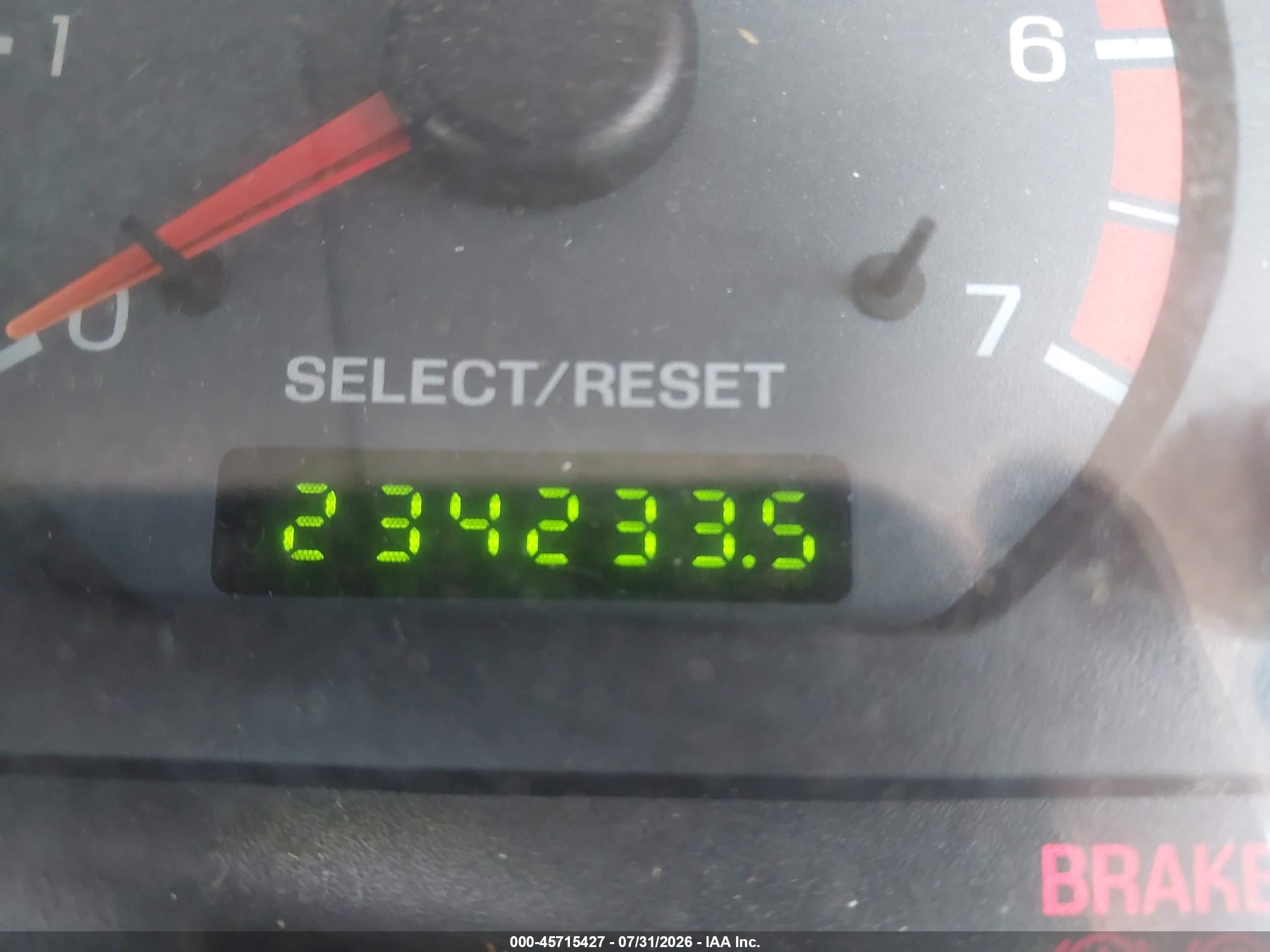 2004 Ford Mustang   Серебряный vin: 1FAFP44494F126697