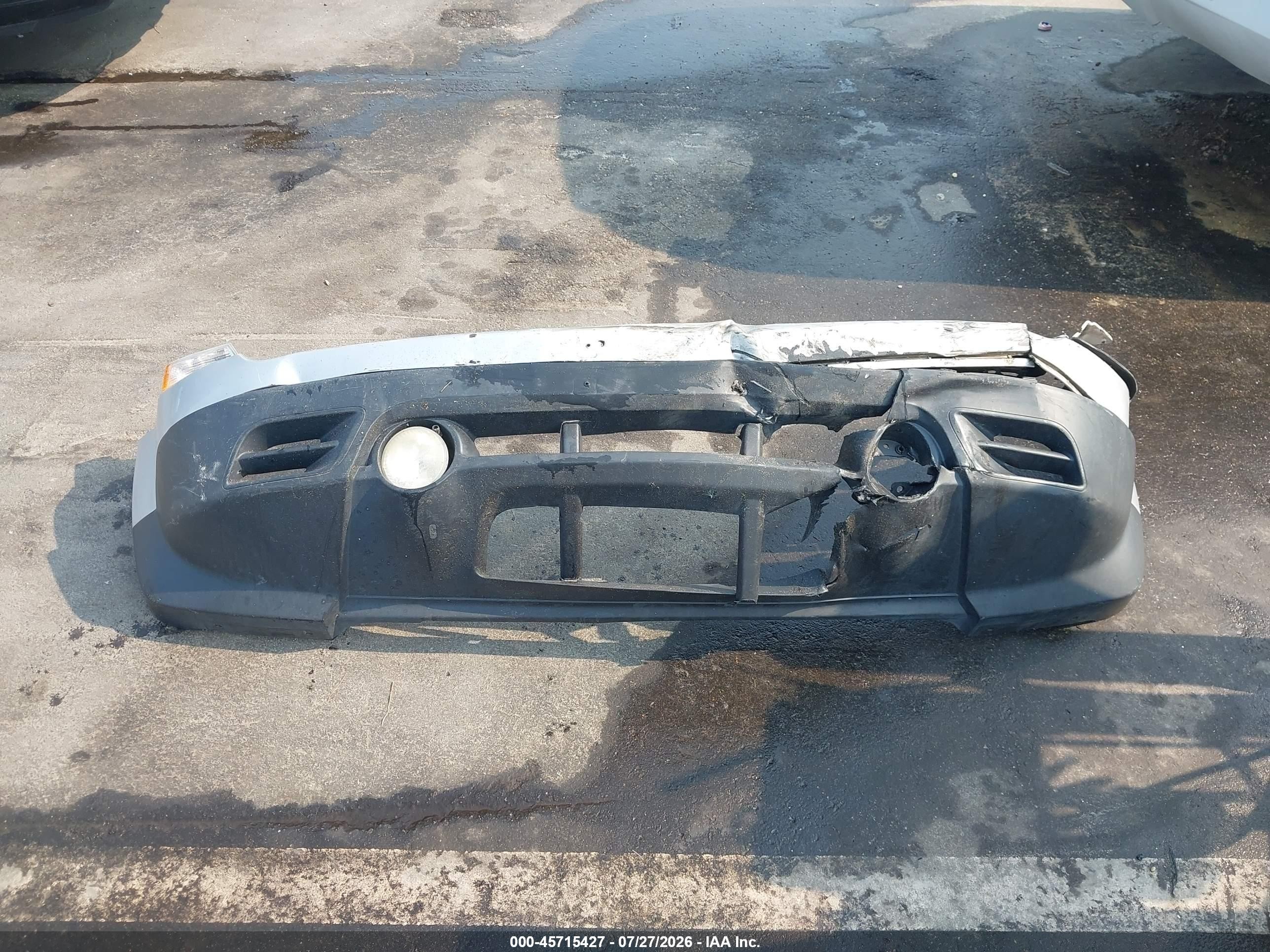 2004 Ford Mustang   Серебряный vin: 1FAFP44494F126697