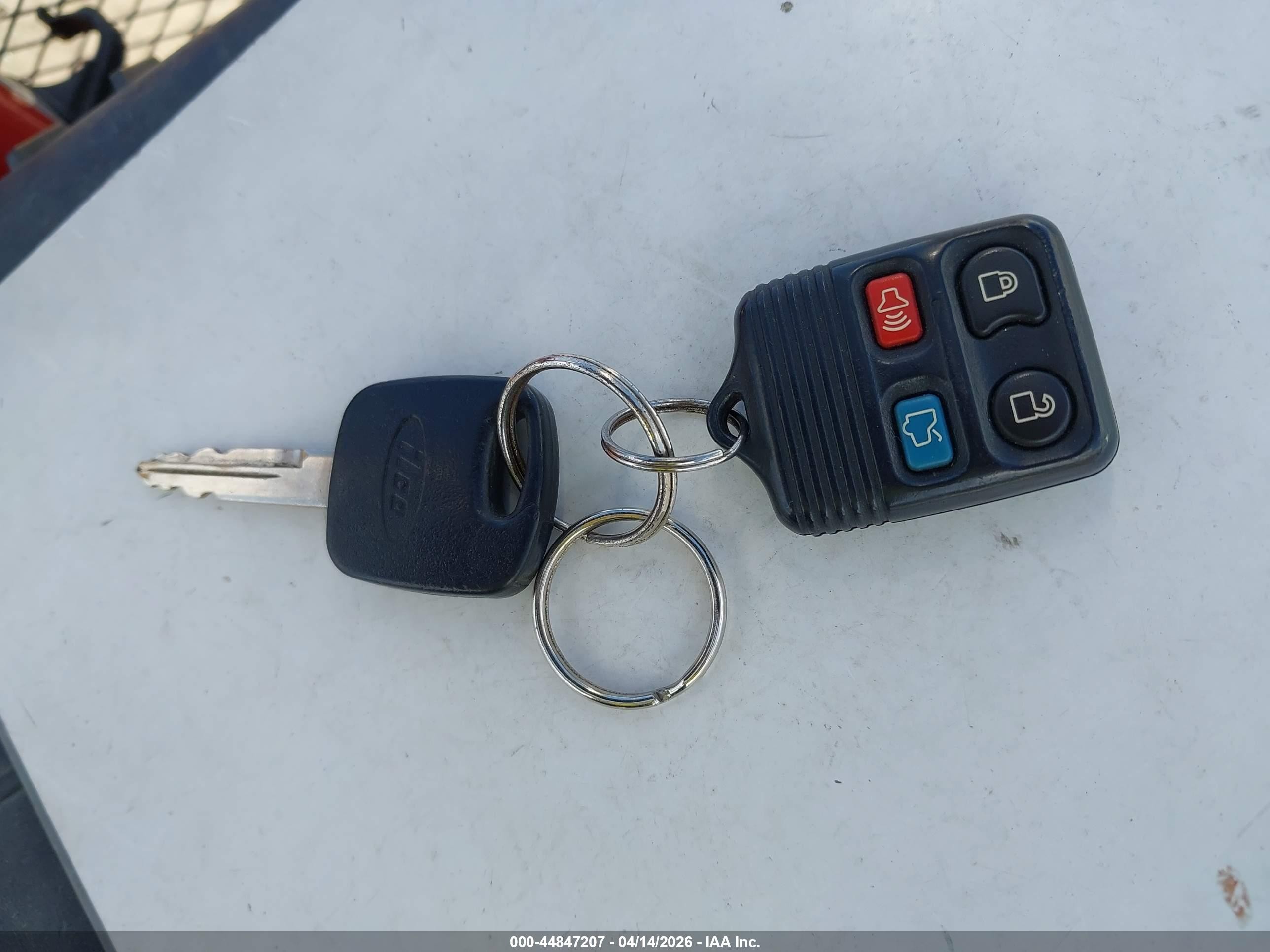 1999 Ford Mustang Красный vin: 1FAFP4449XF217117
