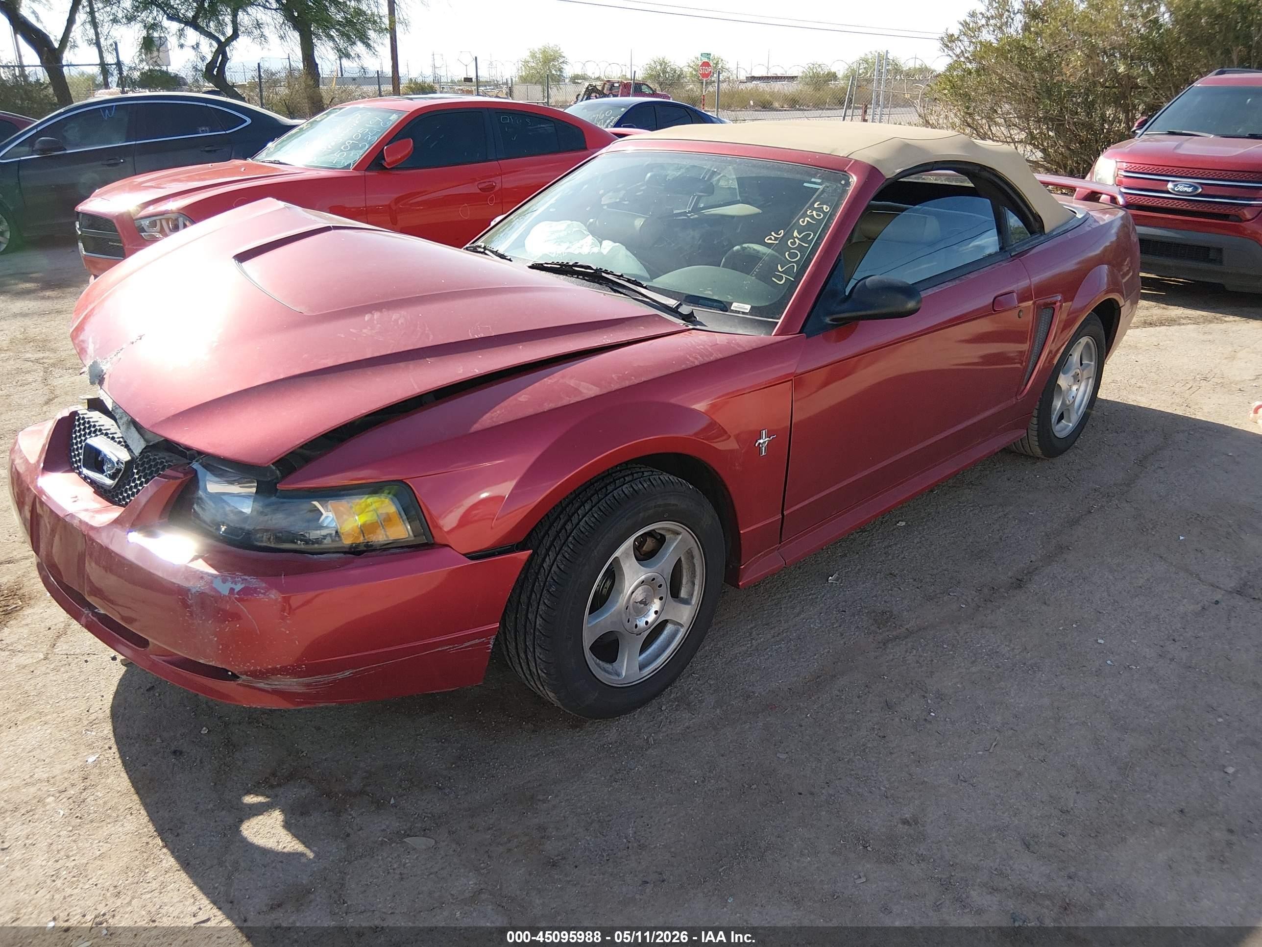 2003 Ford Mustang   Red vin: 1FAFP444X3F450160