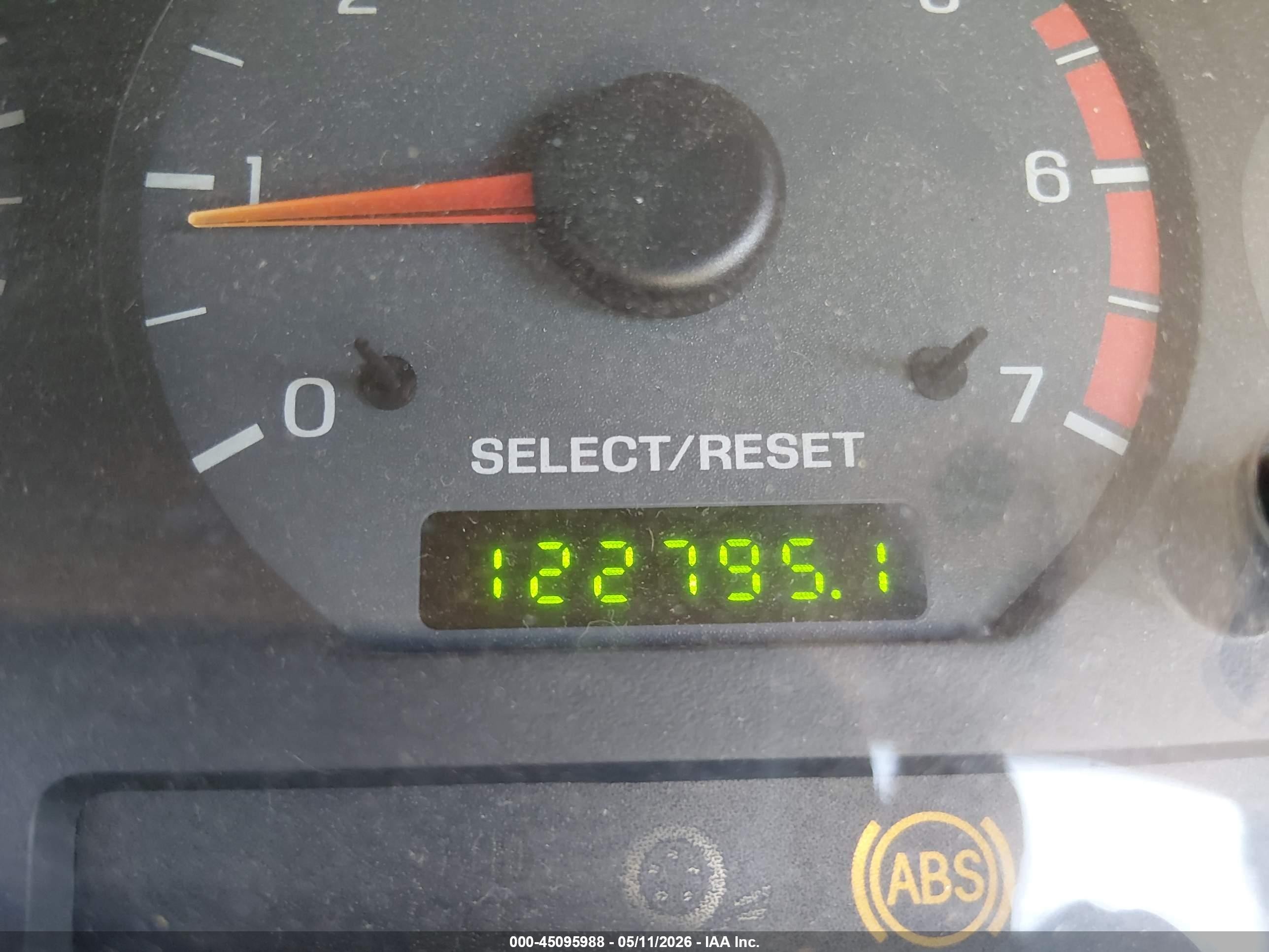 2003 Ford Mustang   Red vin: 1FAFP444X3F450160