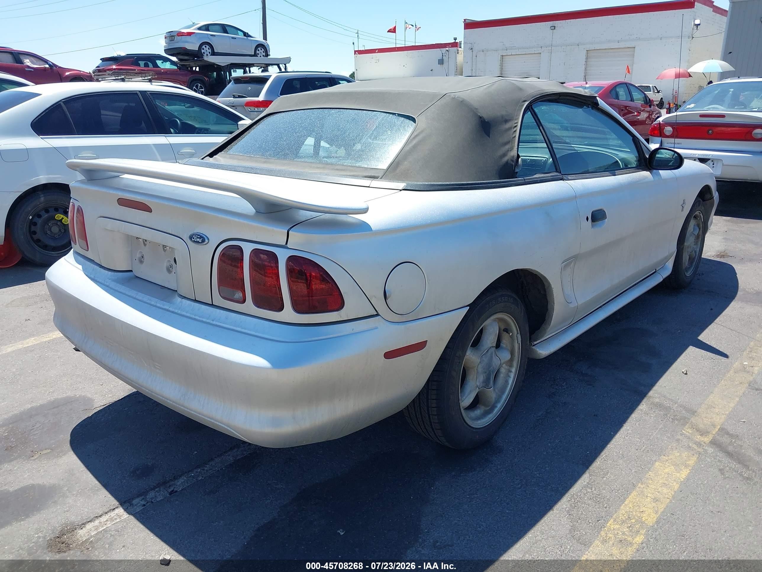 1998 Ford Mustang   Silver vin: 1FAFP444XWF177340