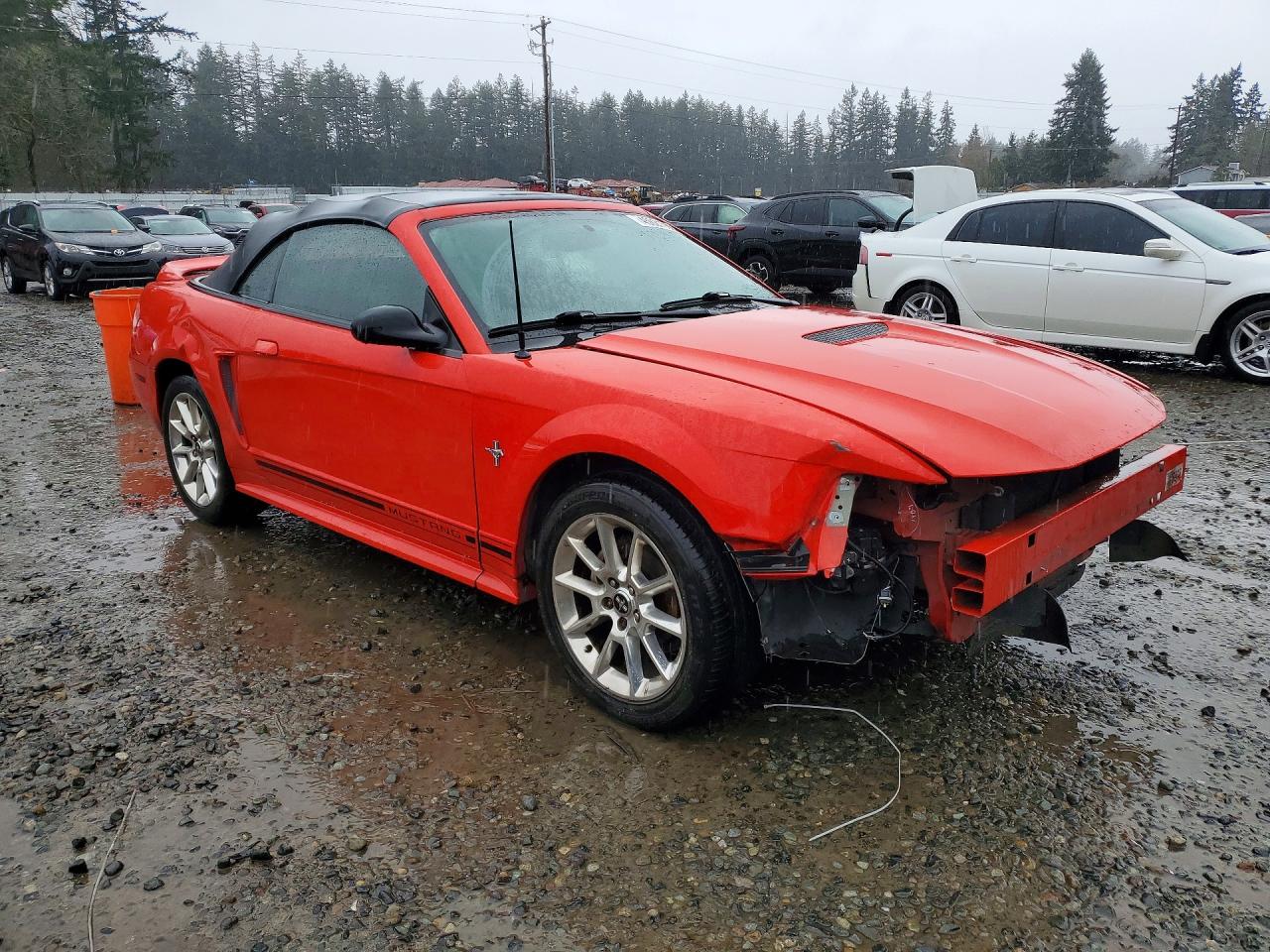 2000 Ford Mustang Red vin: 1FAFP444XYF122194