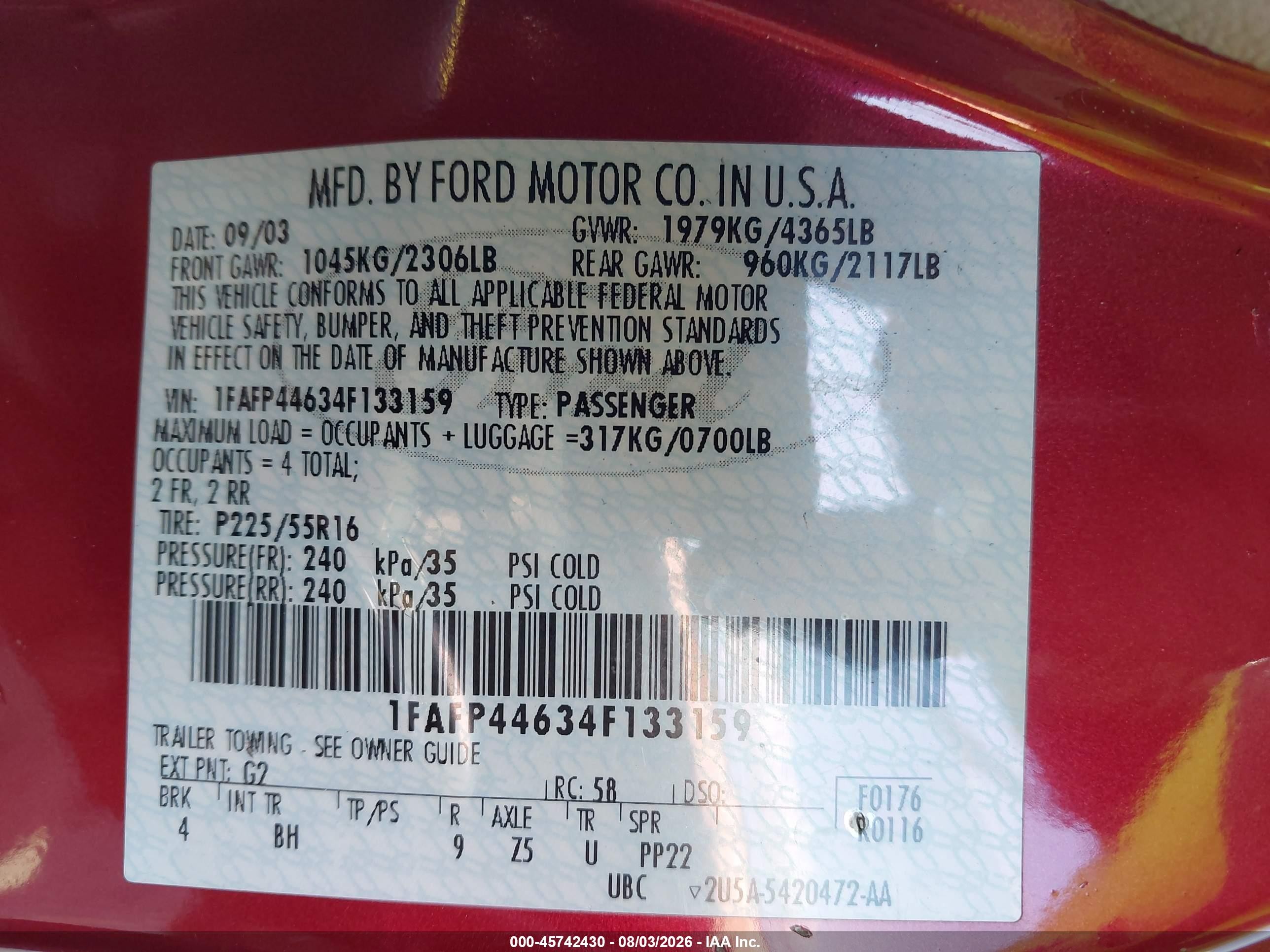 2004 Ford Mustang   Red vin: 1FAFP44634F133159