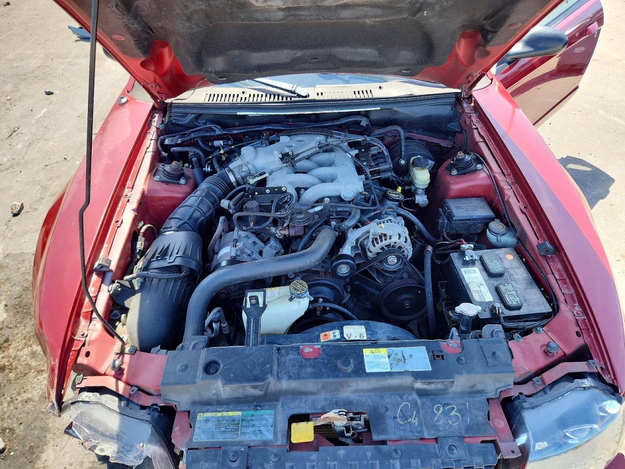 2004 Ford Mustang Burgundy vin: 1FAFP44654F186655