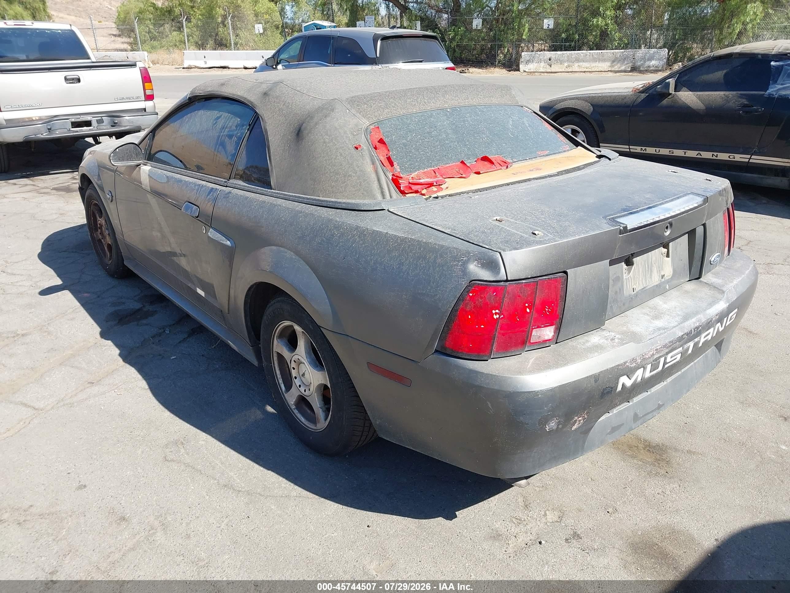 2004 Ford Mustang   Gray vin: 1FAFP44654F225499