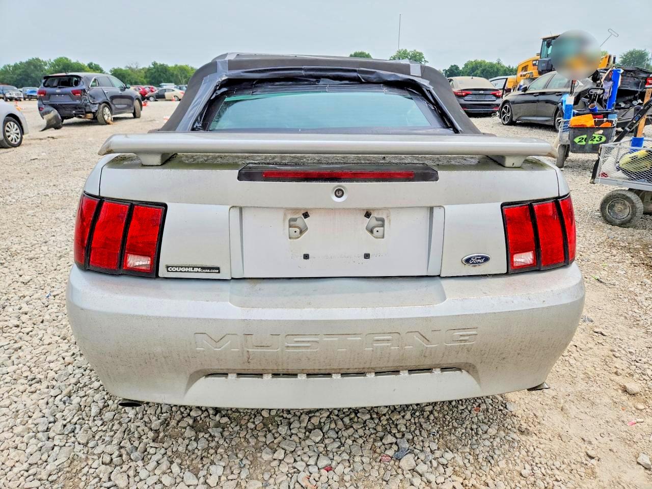2004 Ford Mustang Silver vin: 1FAFP44664F138470