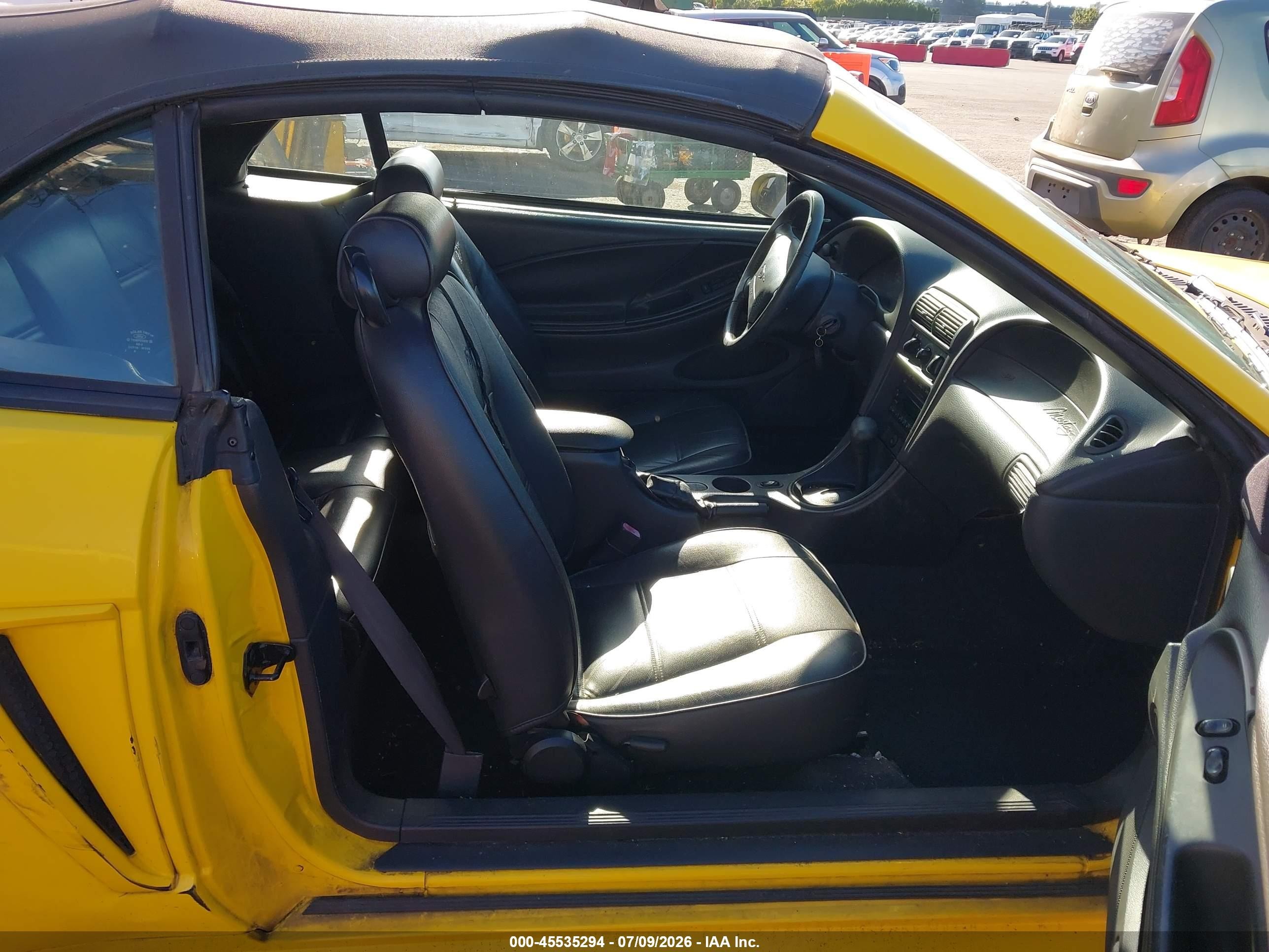2004 Ford Mustang   Yellow vin: 1FAFP44664F188897
