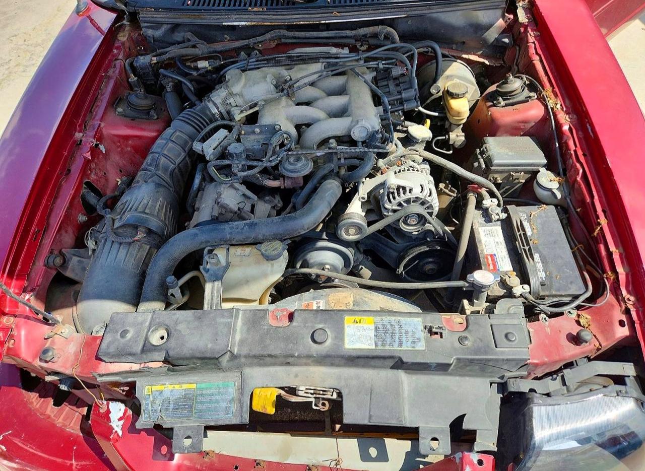2004 Ford Mustang Red vin: 1FAFP44664F204788