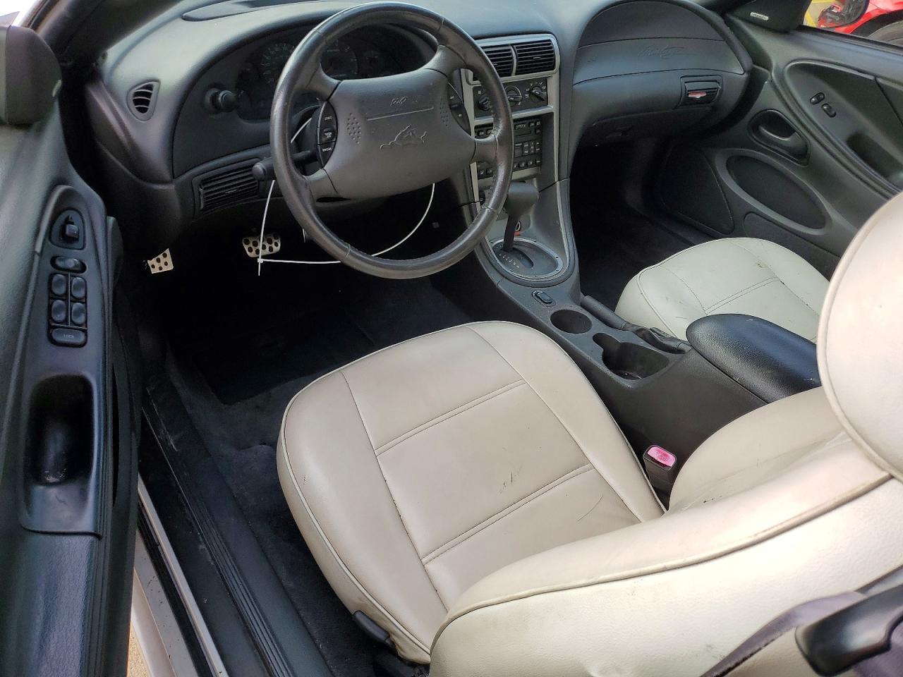 2004 Ford Mustang White vin: 1FAFP44674F157187