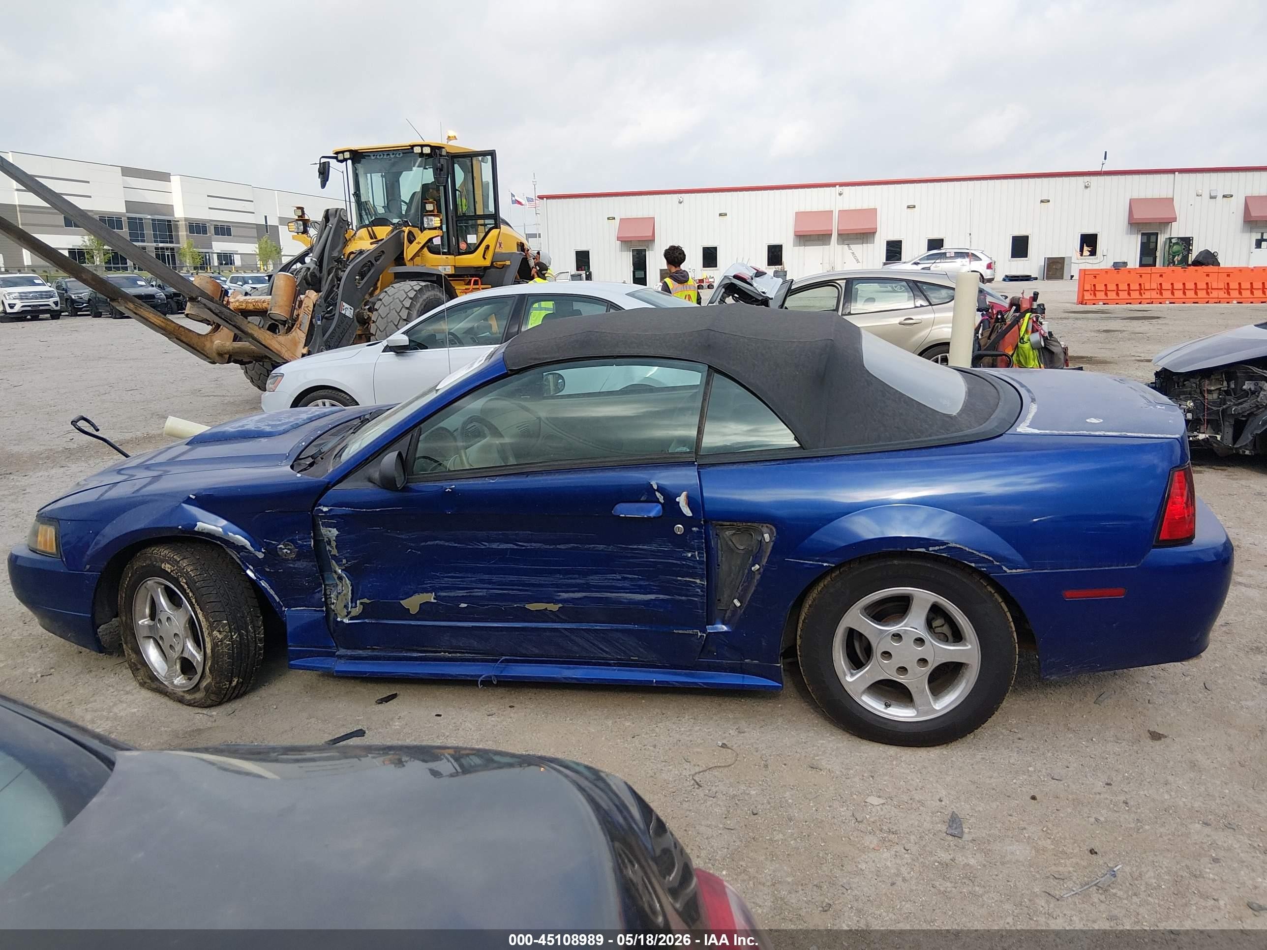 2004 Ford Mustang   Blue vin: 1FAFP44674F188097
