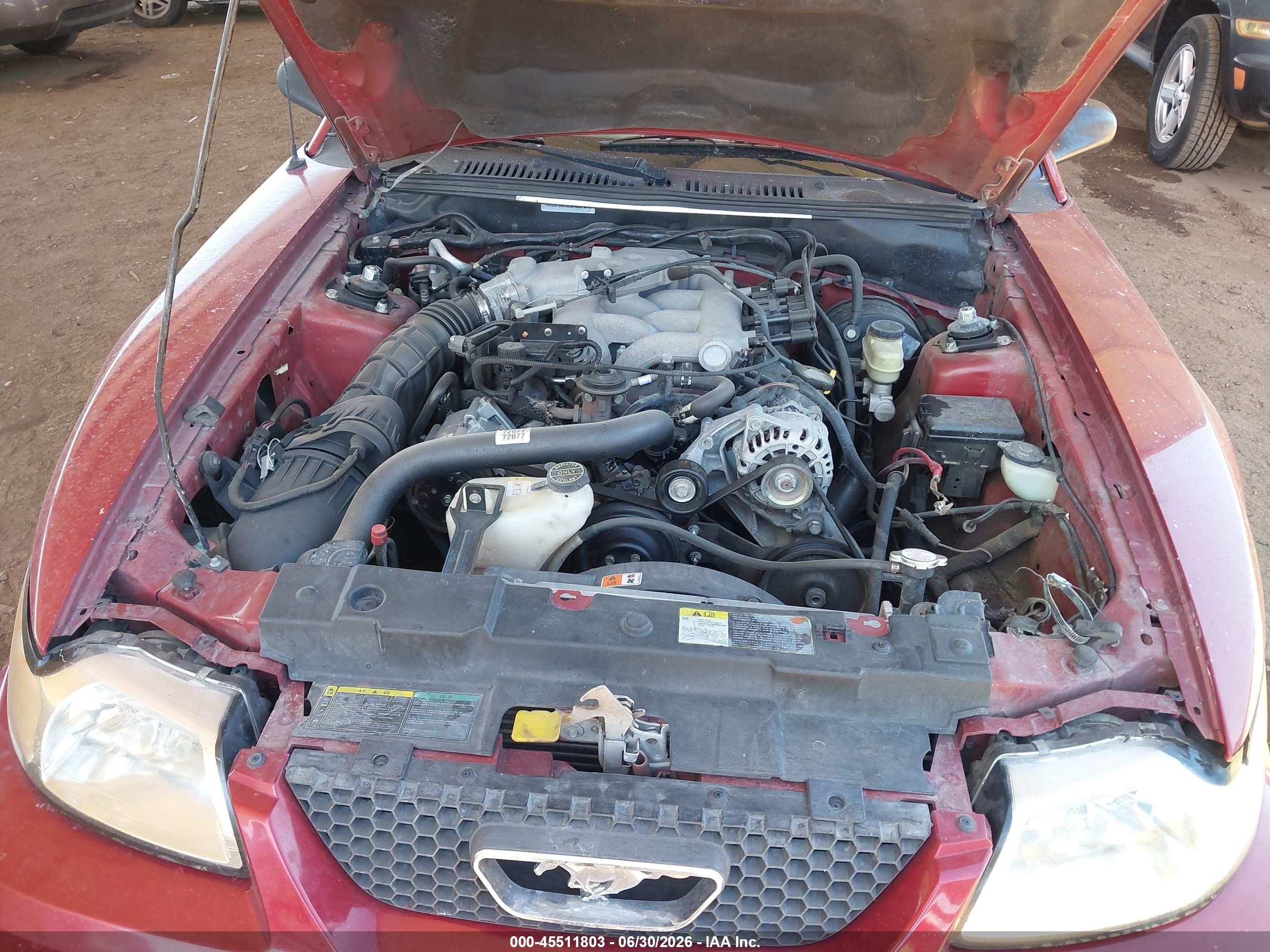2004 Ford Mustang   Maroon vin: 1FAFP44684F176380