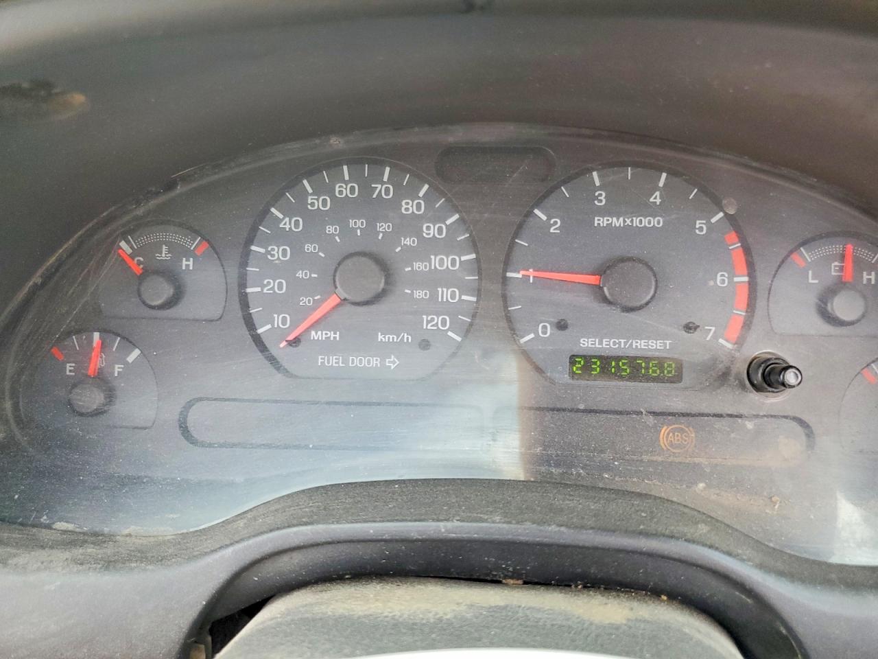 2004 Ford Mustang Черный vin: 1FAFP44684F179263