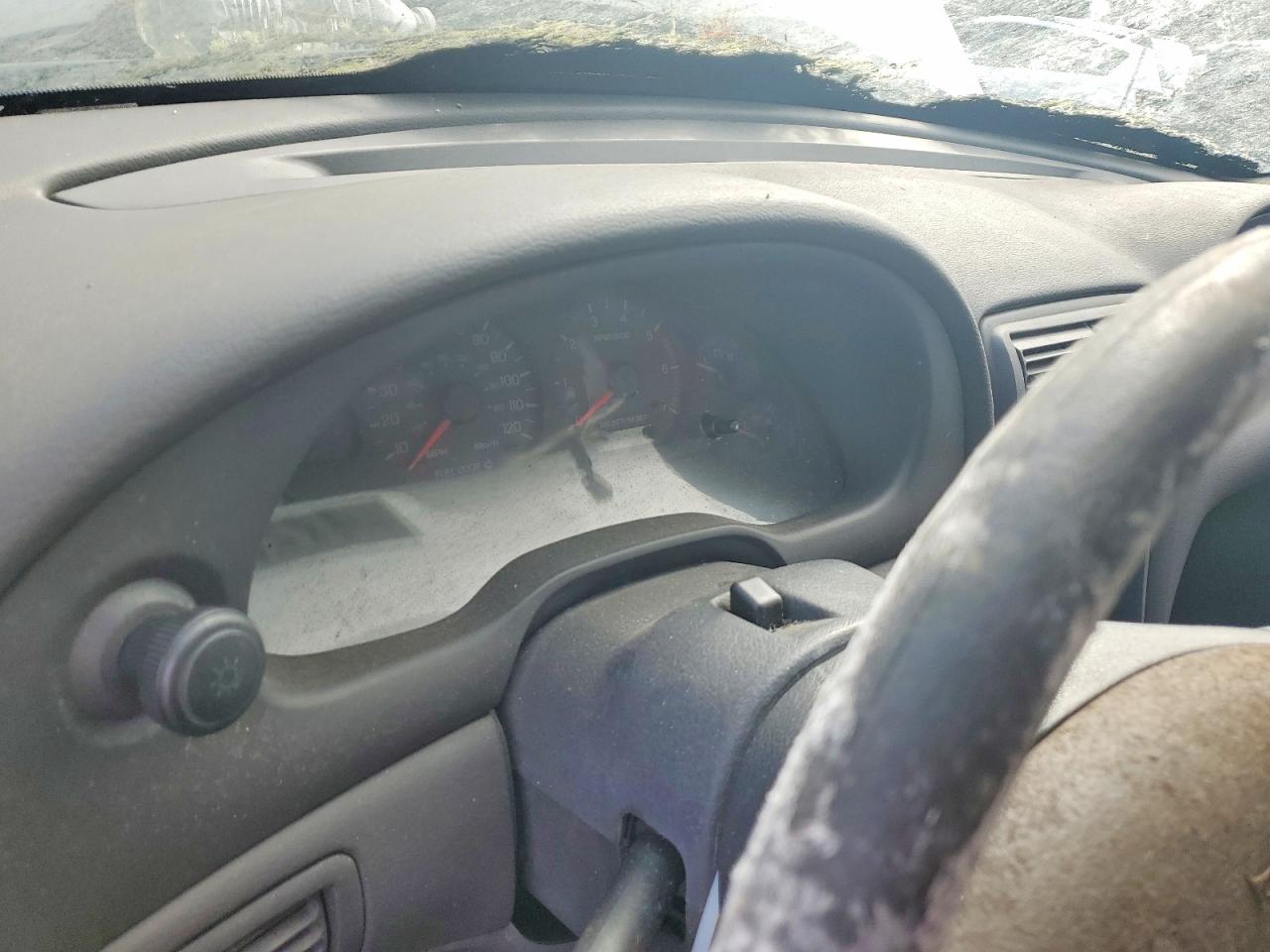 2004 Ford Mustang Silver vin: 1FAFP446X4F216359