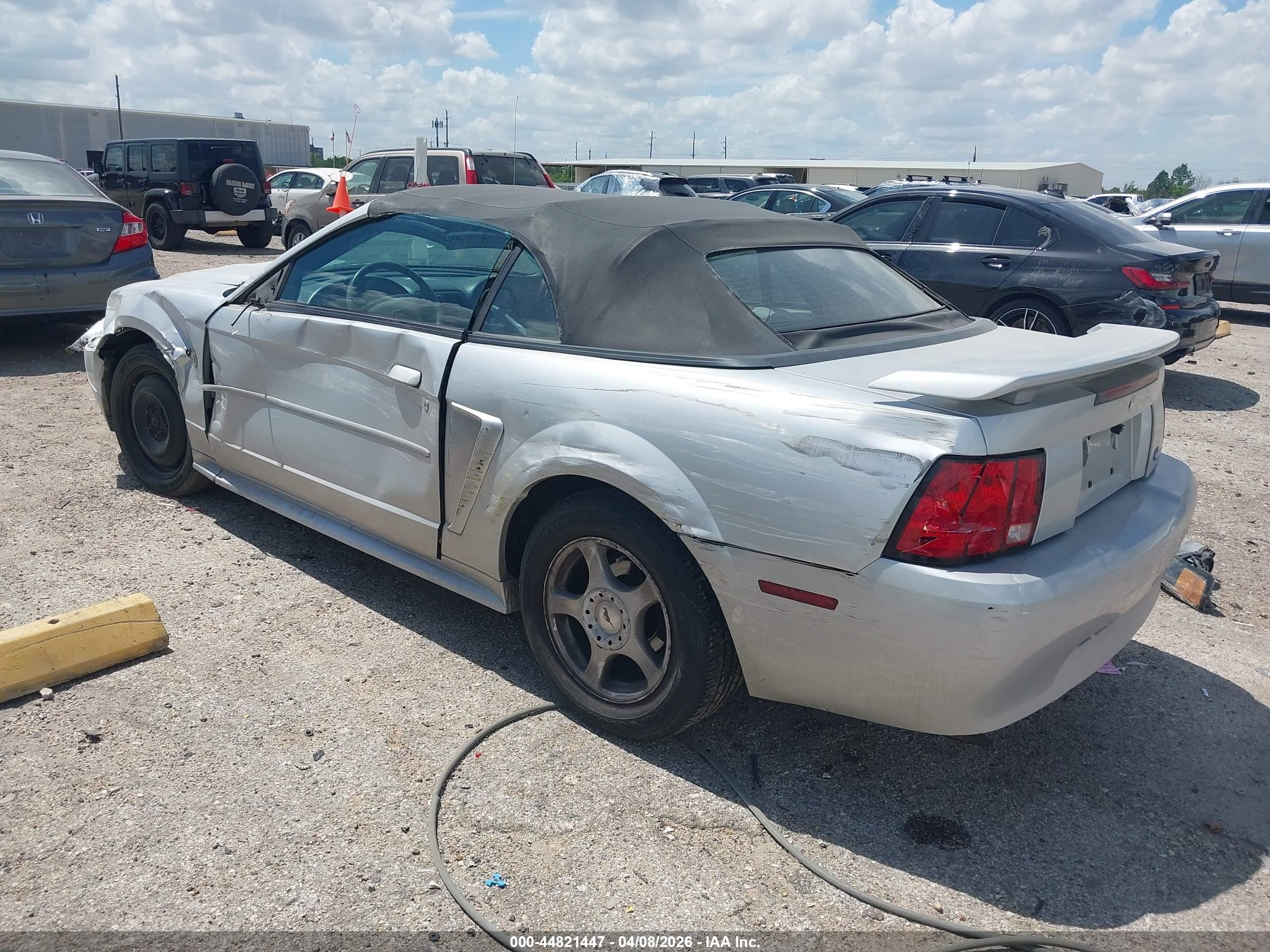 2004 Ford Mustang Silver vin: 1FAFP446X4F229578