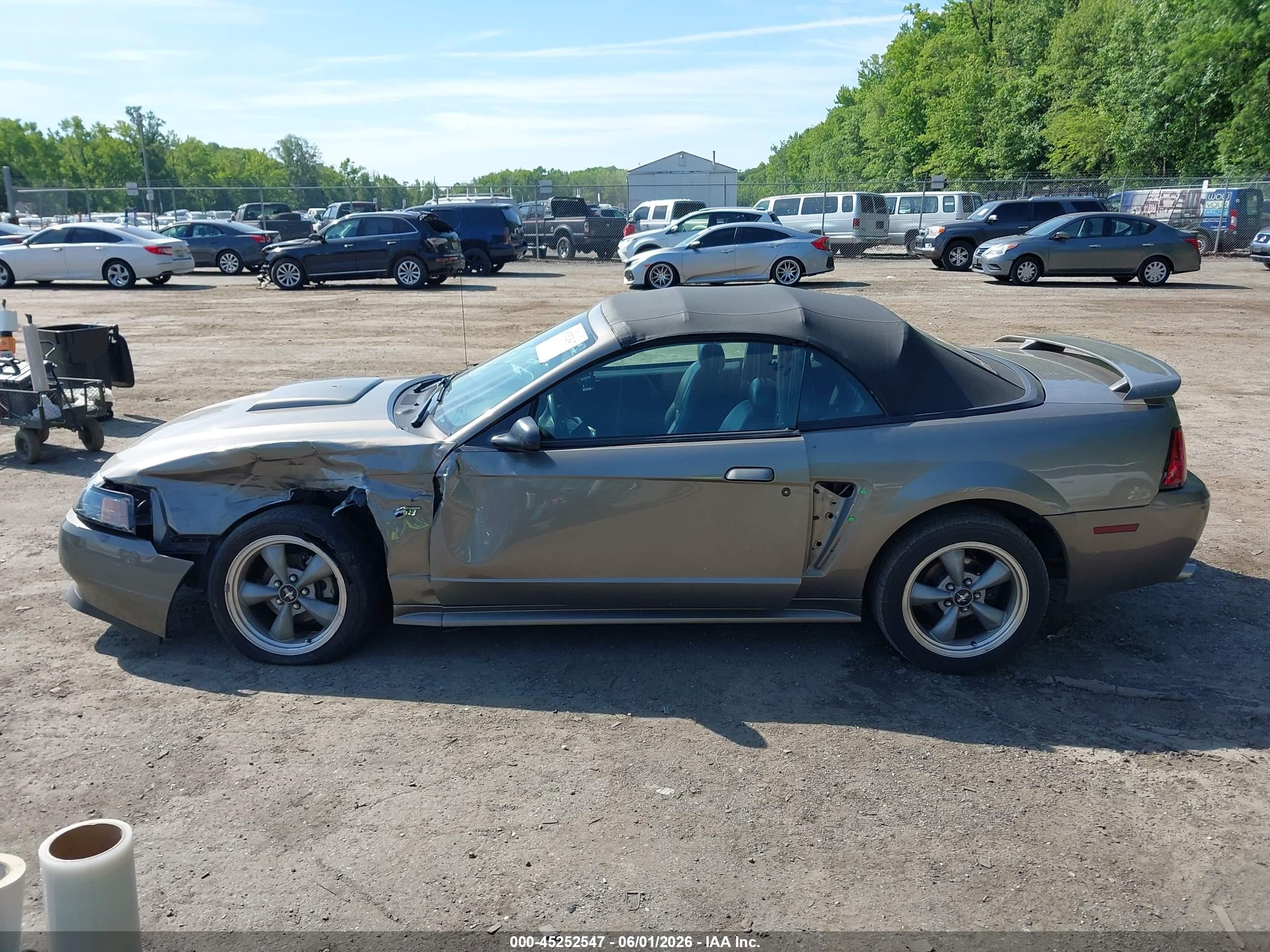2002 Ford Mustang Gt Gray vin: 1FAFP45X12F182929