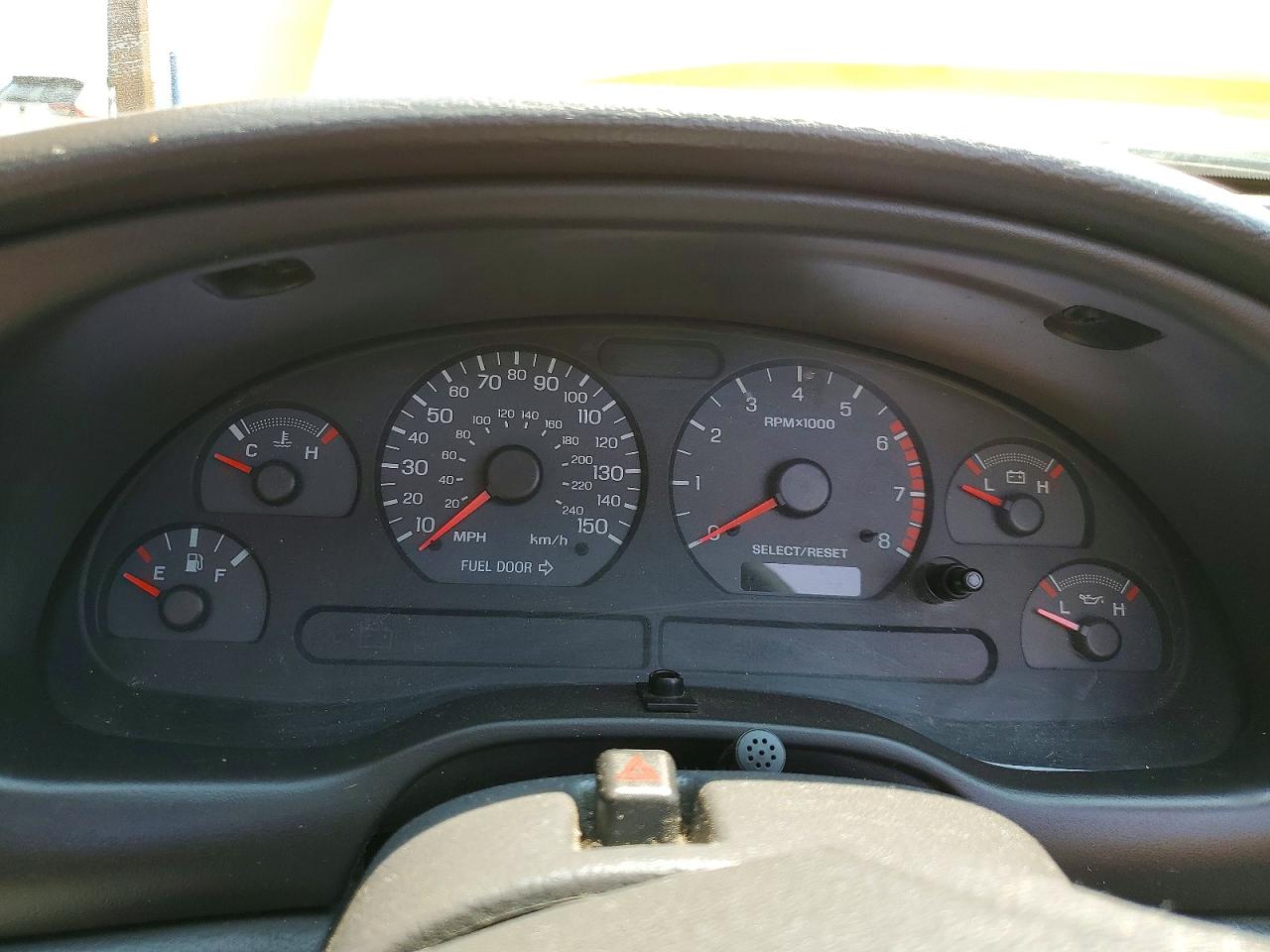 2004 Ford Mustang Gt Yellow vin: 1FAFP45X14F189320