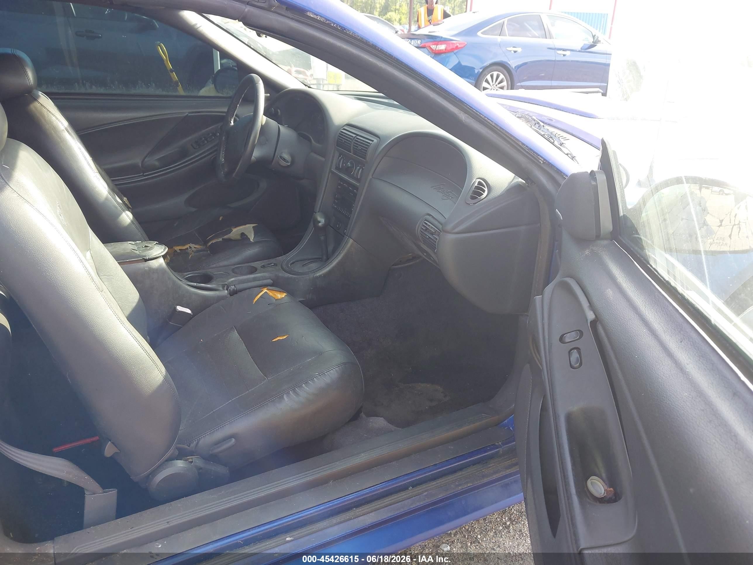 2004 Ford Mustang Gt Blue vin: 1FAFP45X24F124976