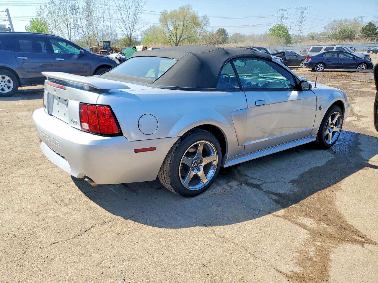 2004 Ford Mustang Gt Silver vin: 1FAFP45X34F125103