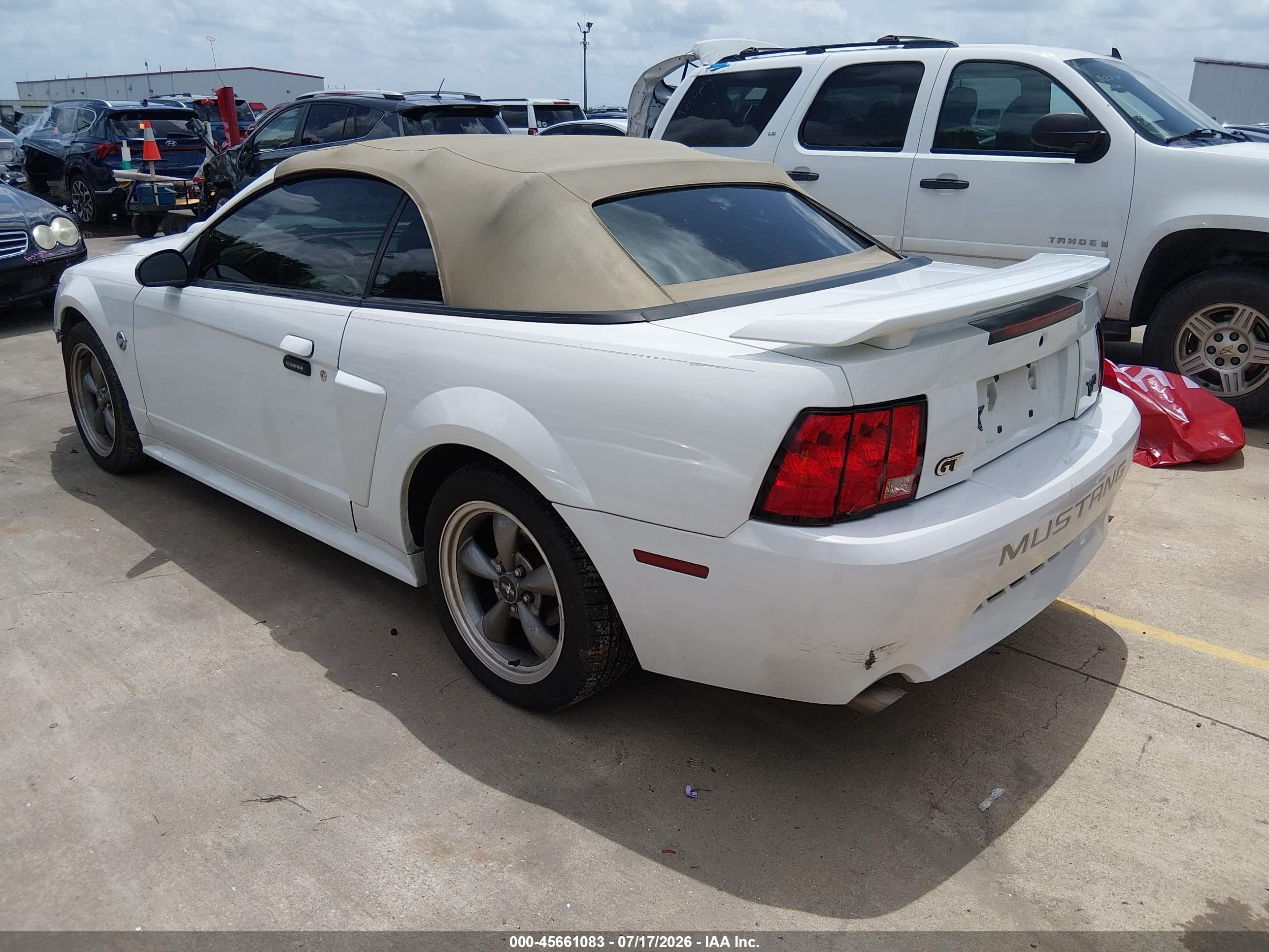 2004 Ford Mustang Gt White vin: 1FAFP45X34F140944