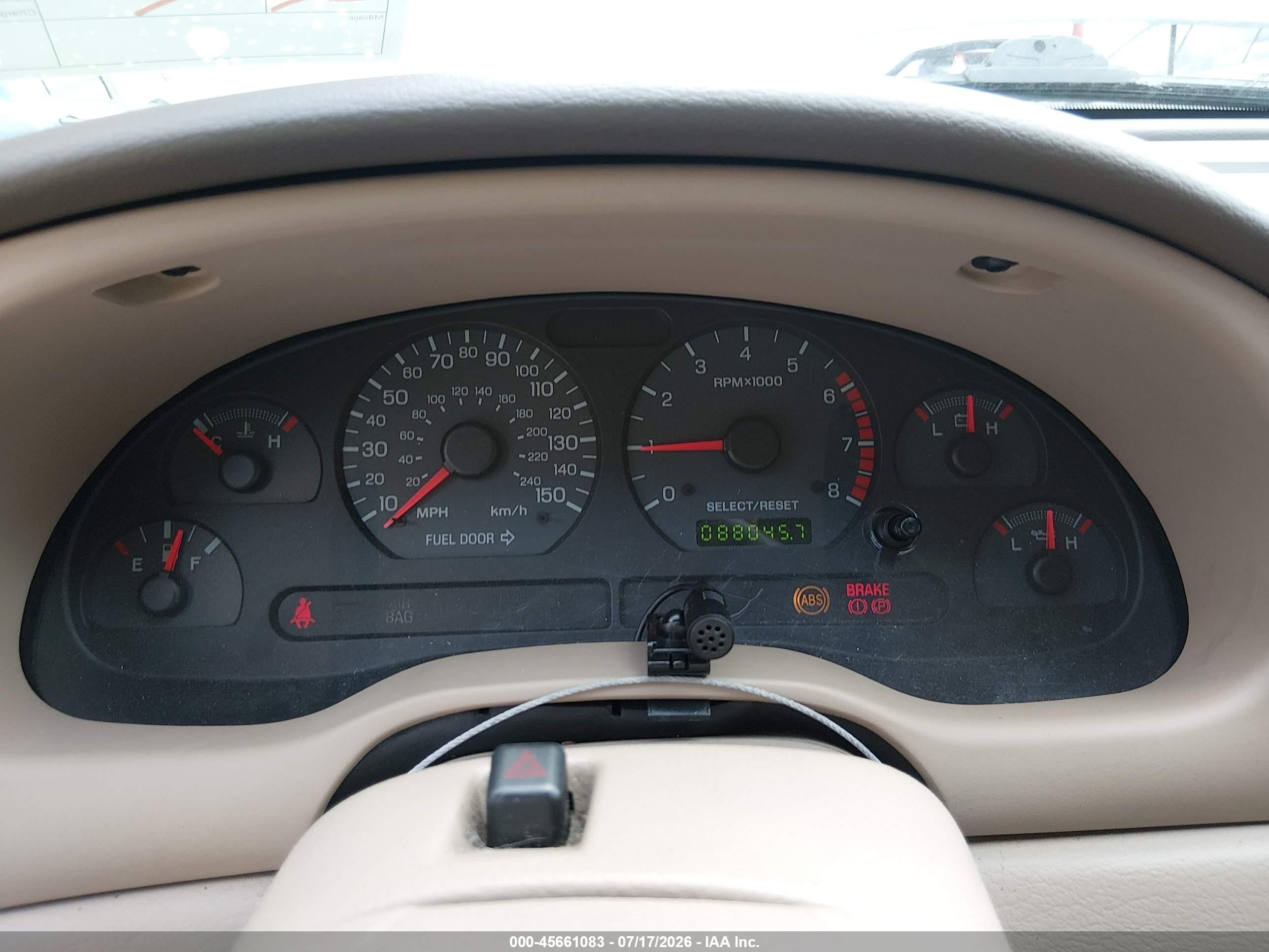 2004 Ford Mustang Gt White vin: 1FAFP45X34F140944