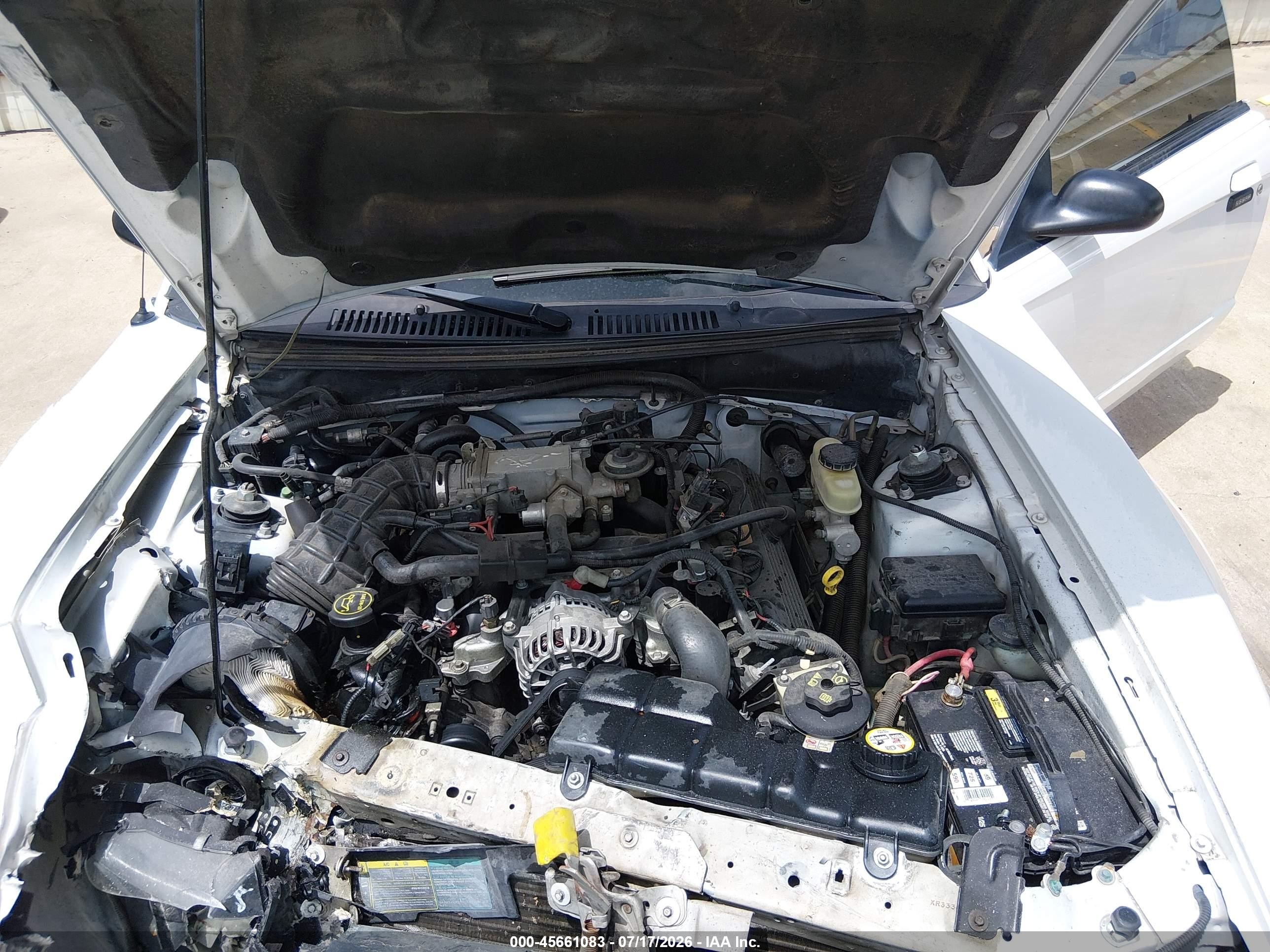 2004 Ford Mustang Gt White vin: 1FAFP45X34F140944