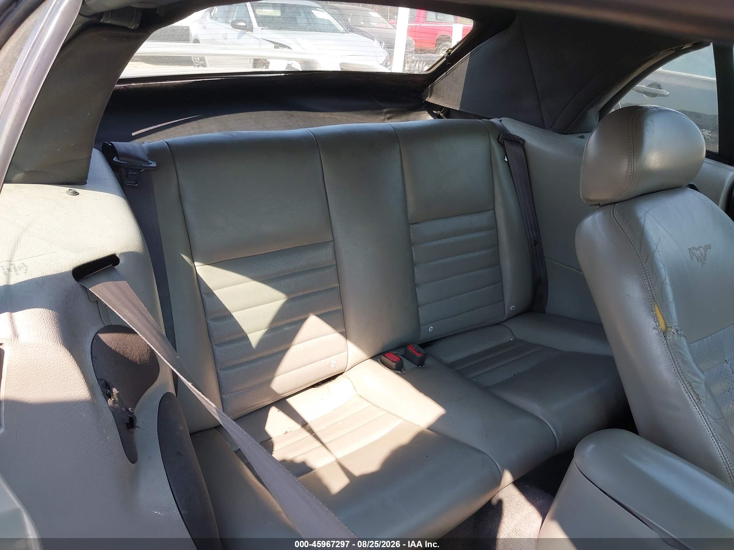 2004 Ford Mustang Gt Silver vin: 1FAFP45X34F163236