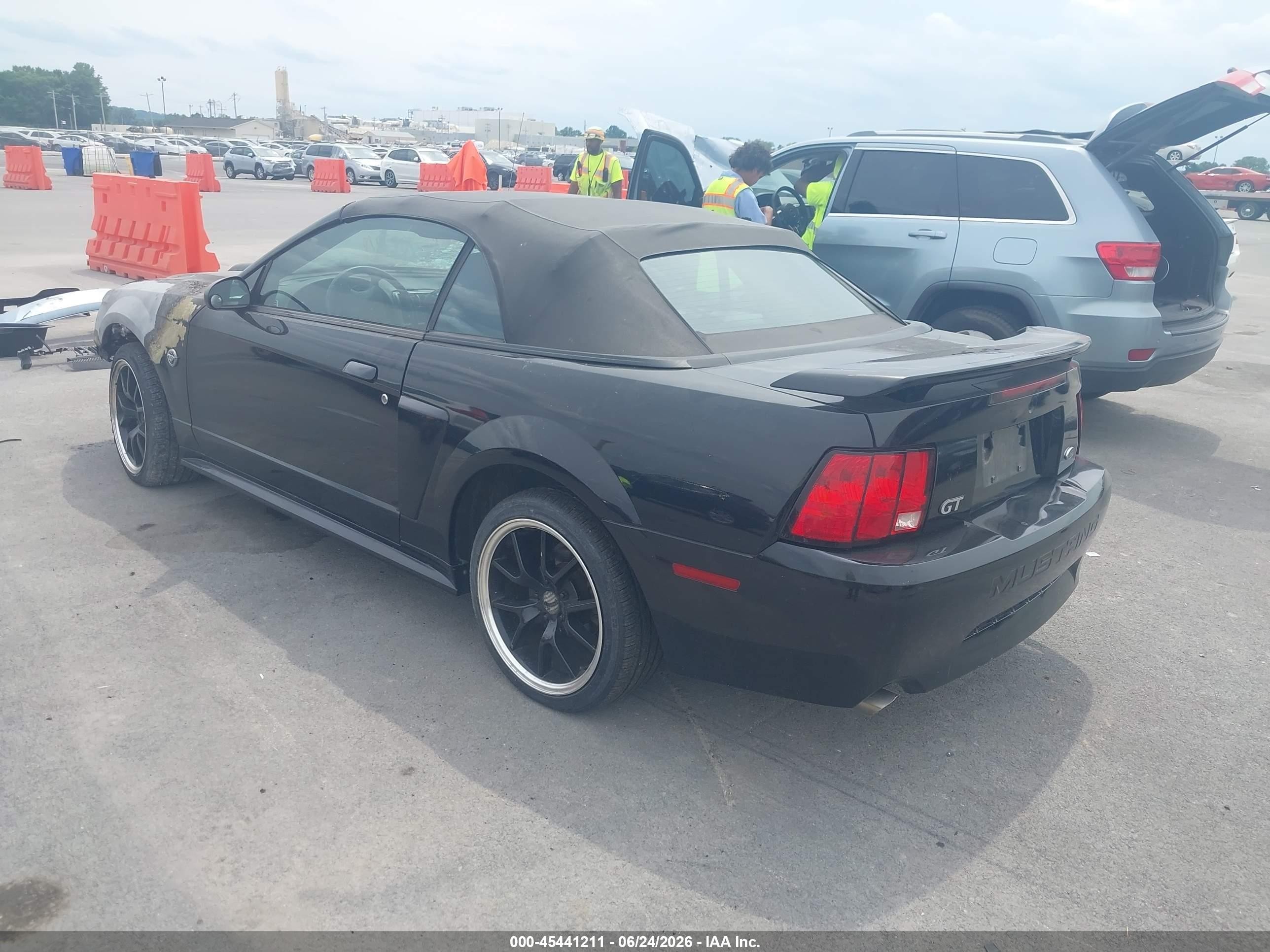 2004 Ford Mustang Gt Черный vin: 1FAFP45X34F178741