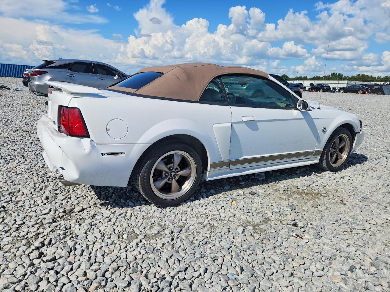 2004 Ford Mustang Gt White vin: 1FAFP45X44F119049