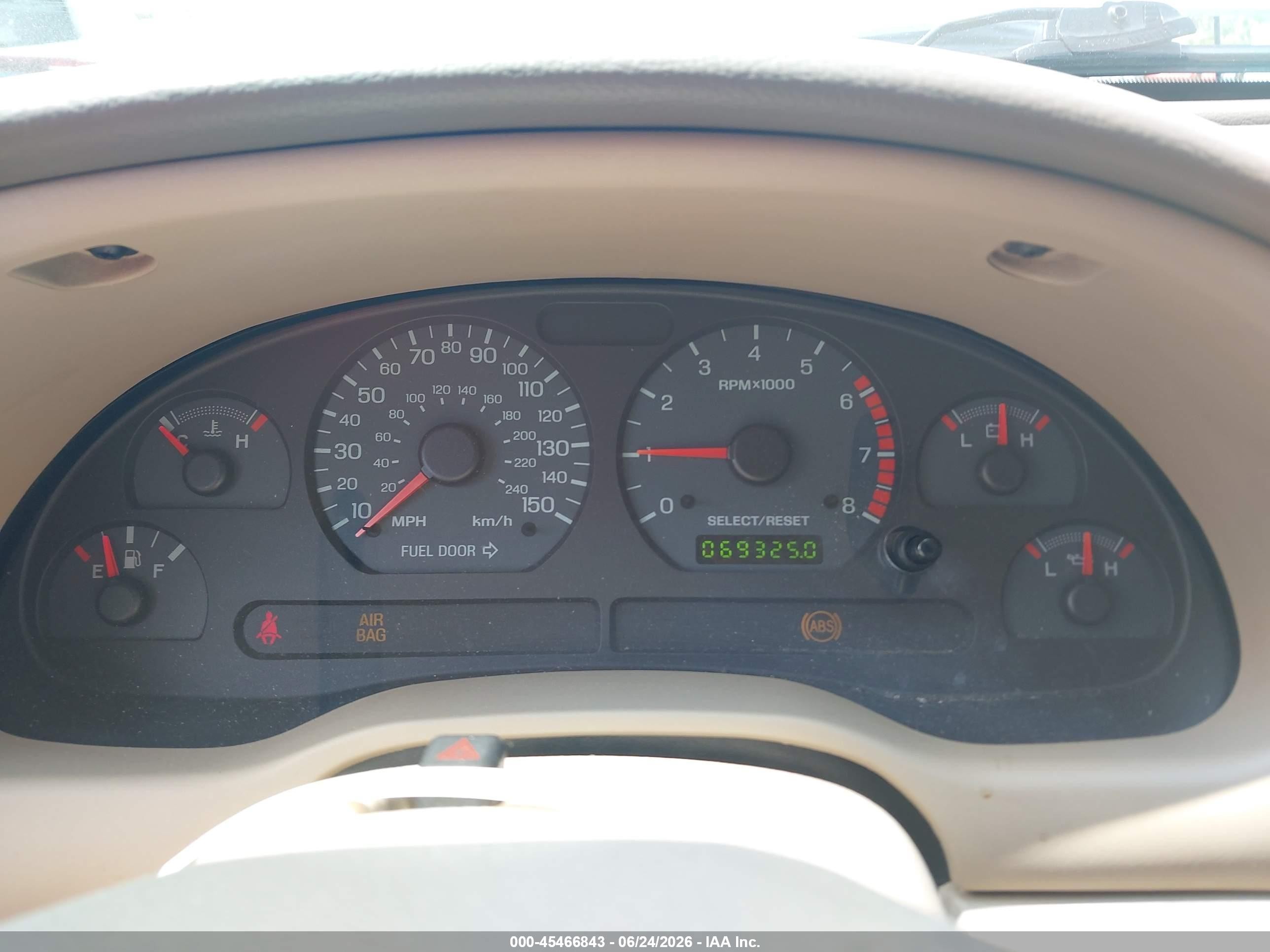 2003 Ford Mustang Gt White vin: 1FAFP45X53F348743
