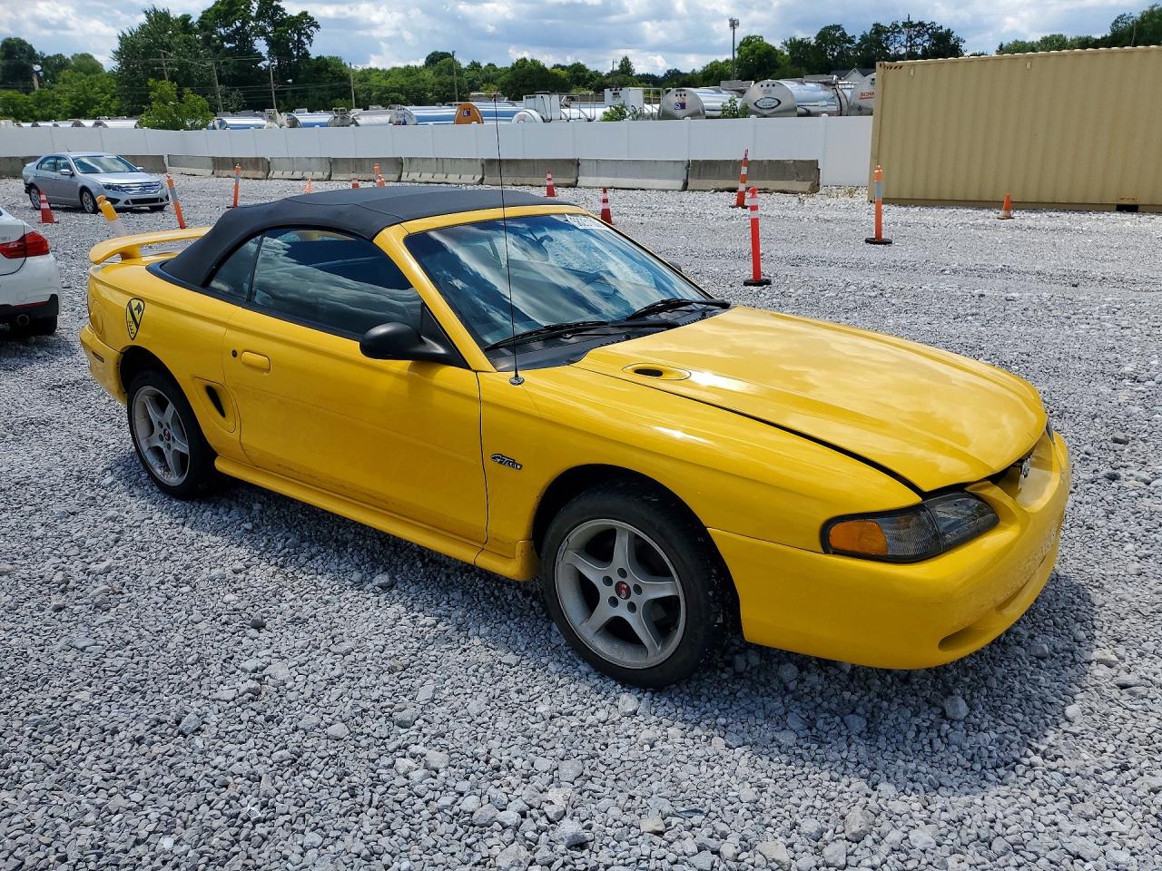 1998 Ford Mustang Gt Yellow vin: 1FAFP45X5WF195544