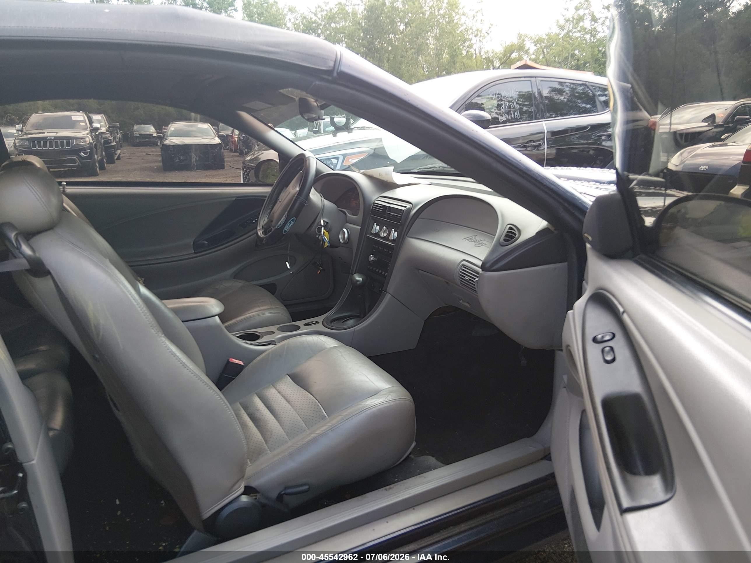 2001 Ford Mustang Gt Blue vin: 1FAFP45X61F165820