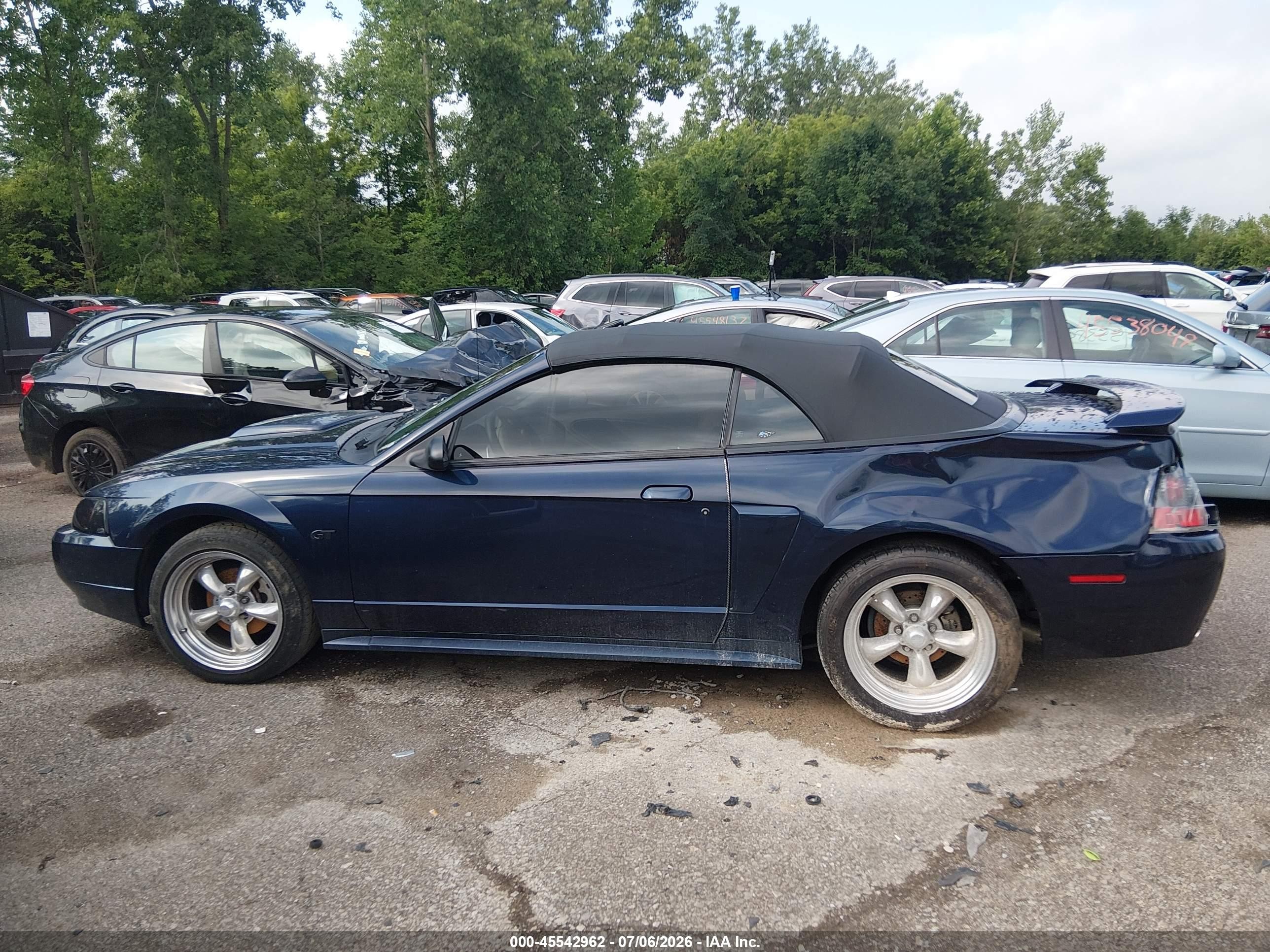 2001 Ford Mustang Gt Blue vin: 1FAFP45X61F165820