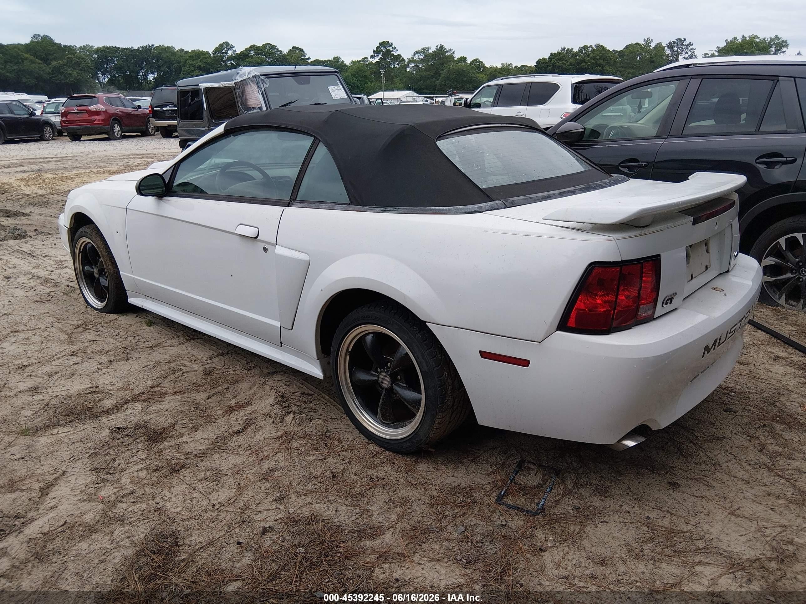 2001 Ford Mustang Gt White vin: 1FAFP45X71F138447